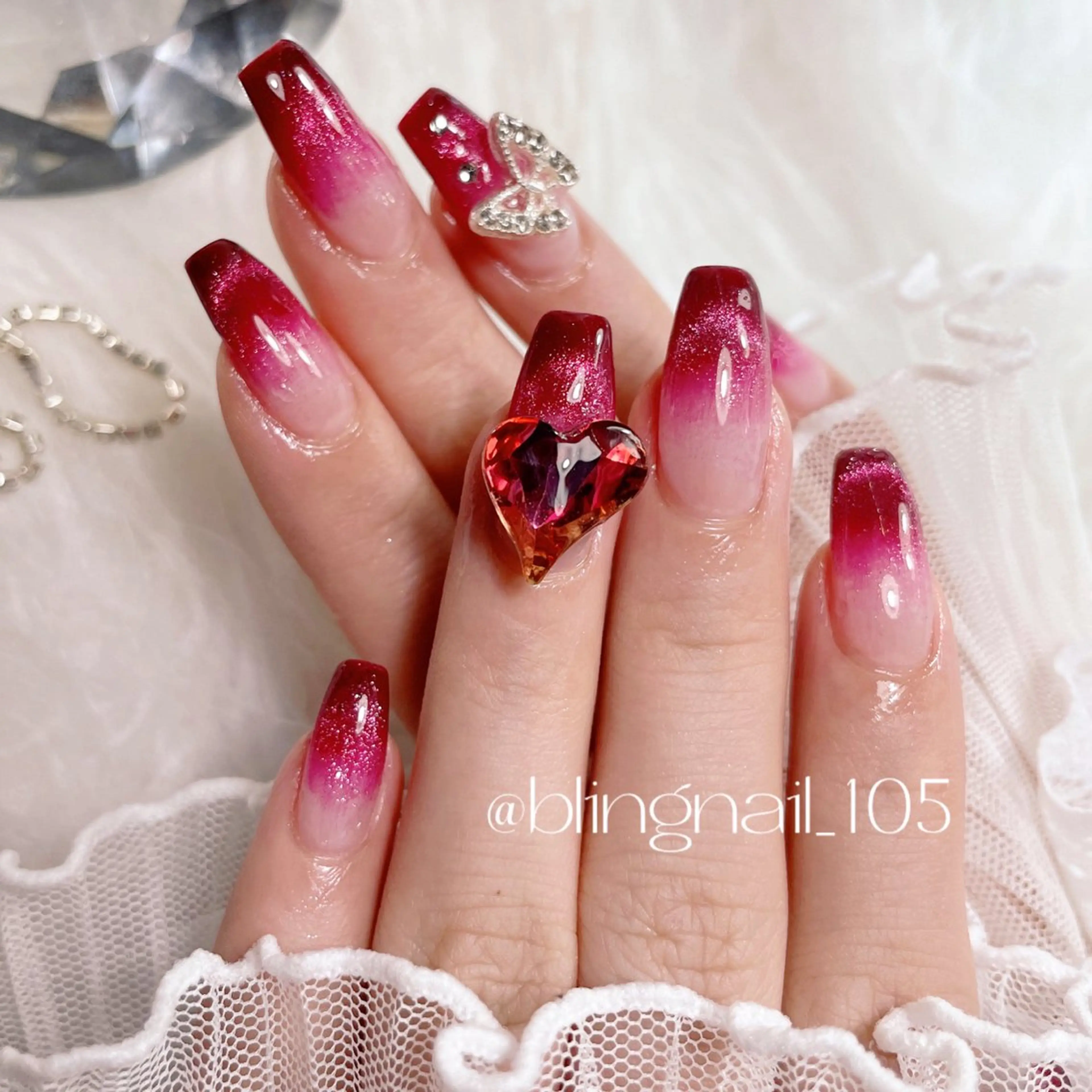 ネイル 23時まで❤︎韓国、 ワンホンネイルのネイルデザイン