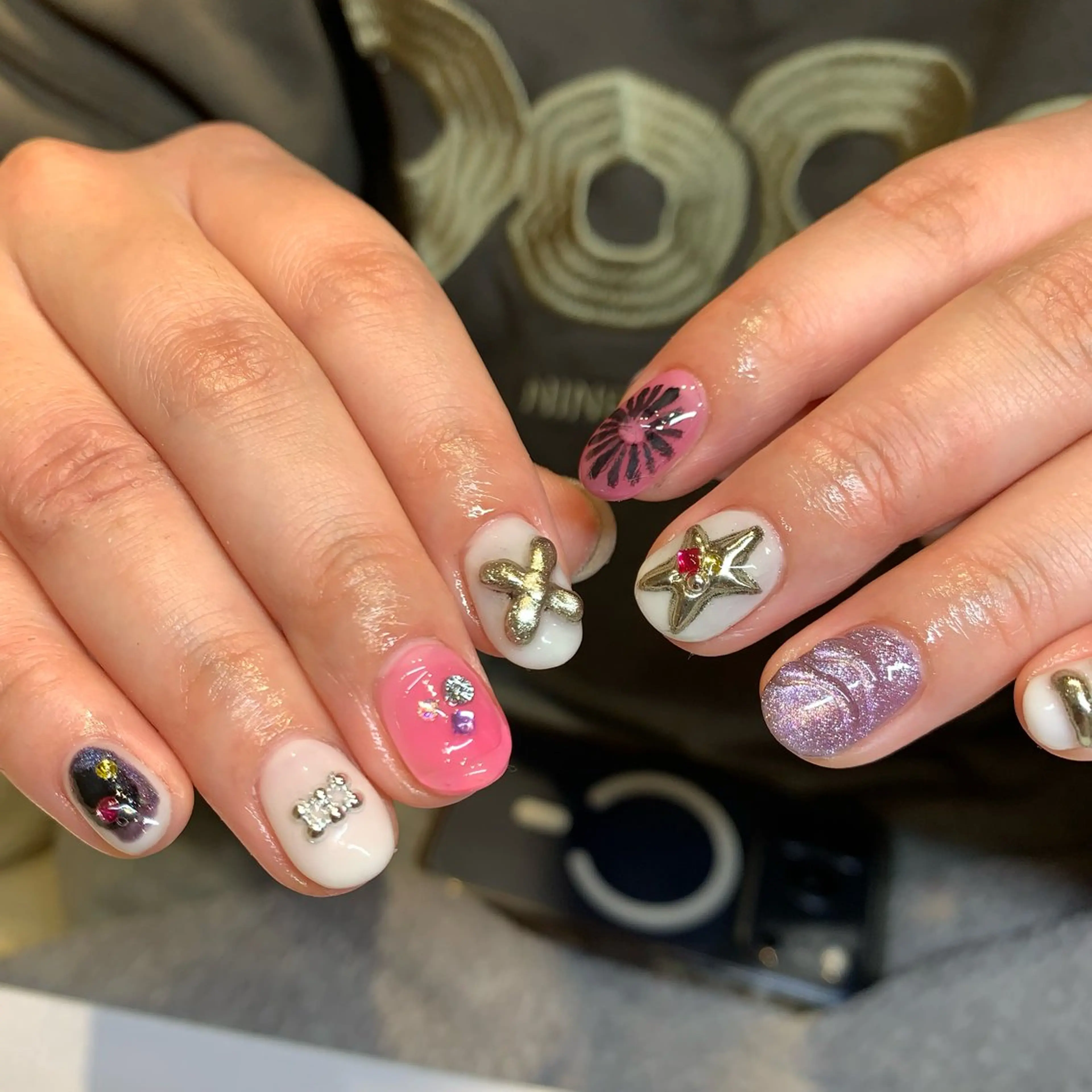 ネイル ミラーネイル nailAVANCE akariのネイルデザイン