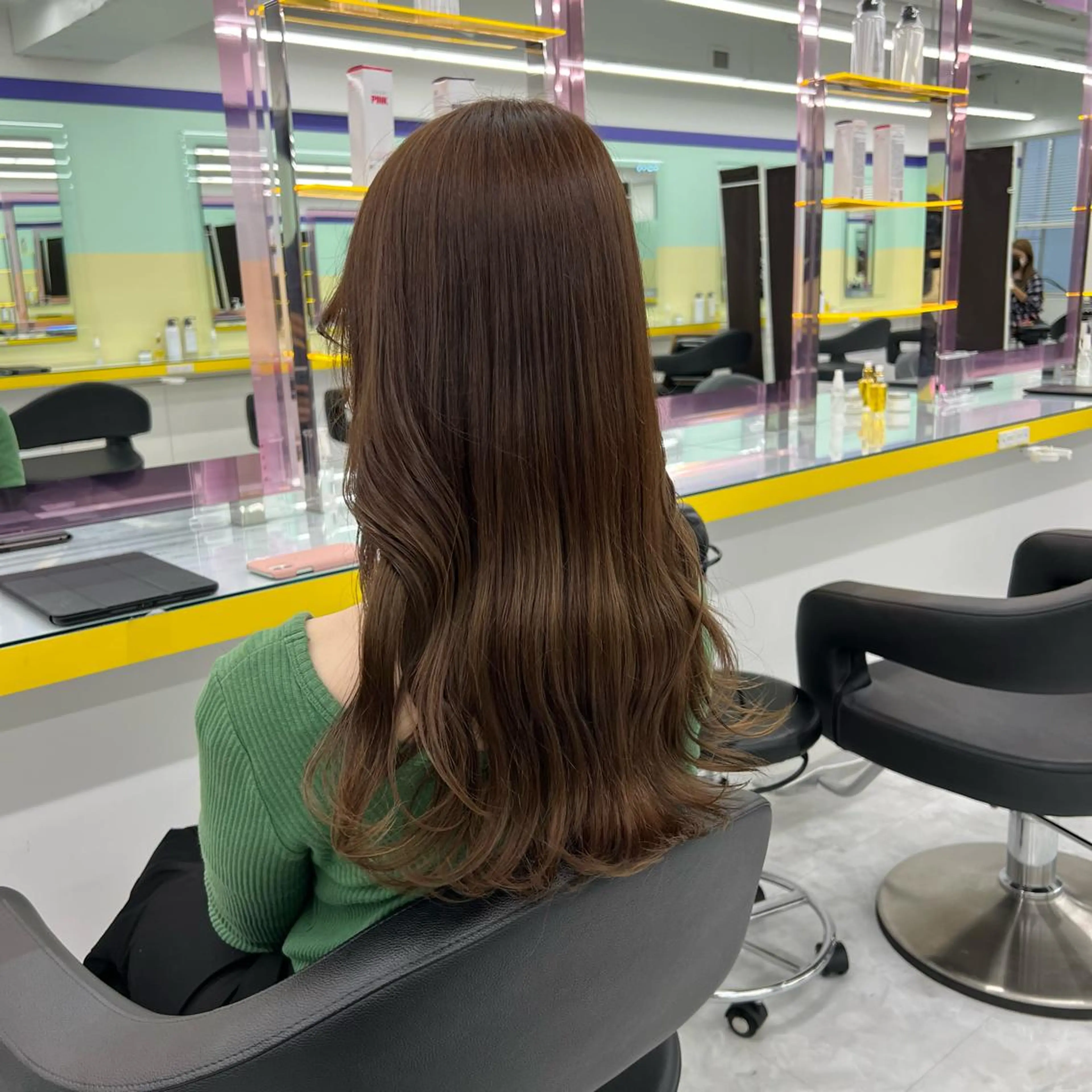 ミディアム カラー パーマ ヘアアレンジ メンズ キッズ ネイル マツエク・マツパ アイブロウ Lumo所属・💖横浜ブリーチなし 💖MIHOのヘアスタイル