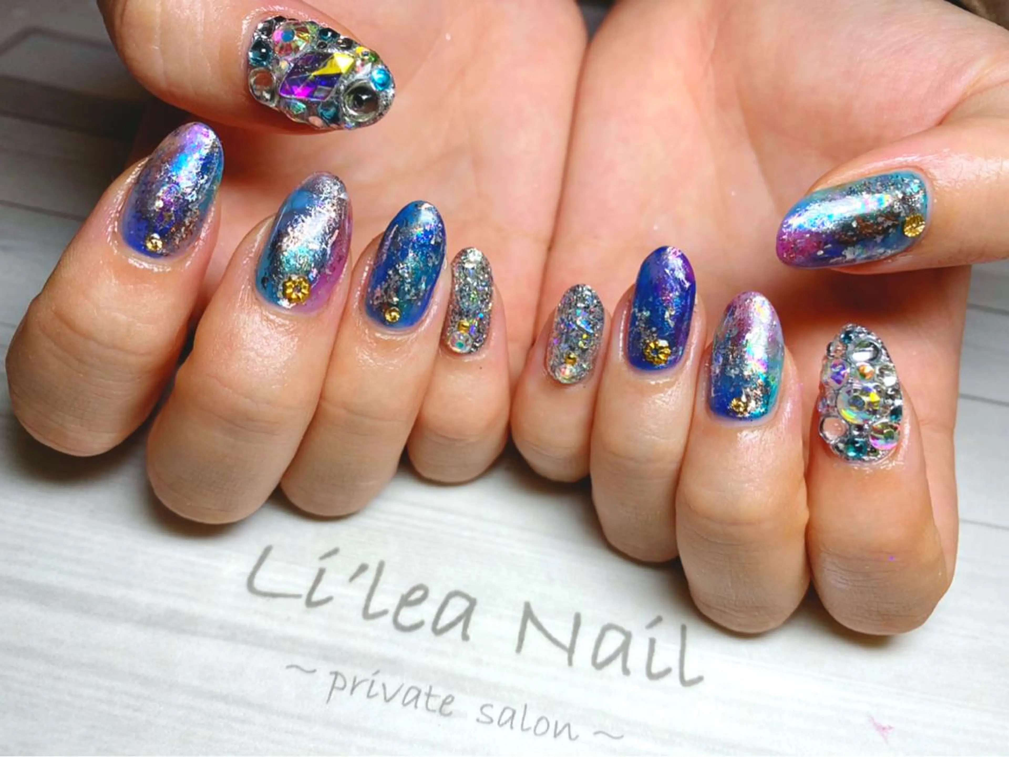 ネイル Li'leaNail AINAのネイルデザイン