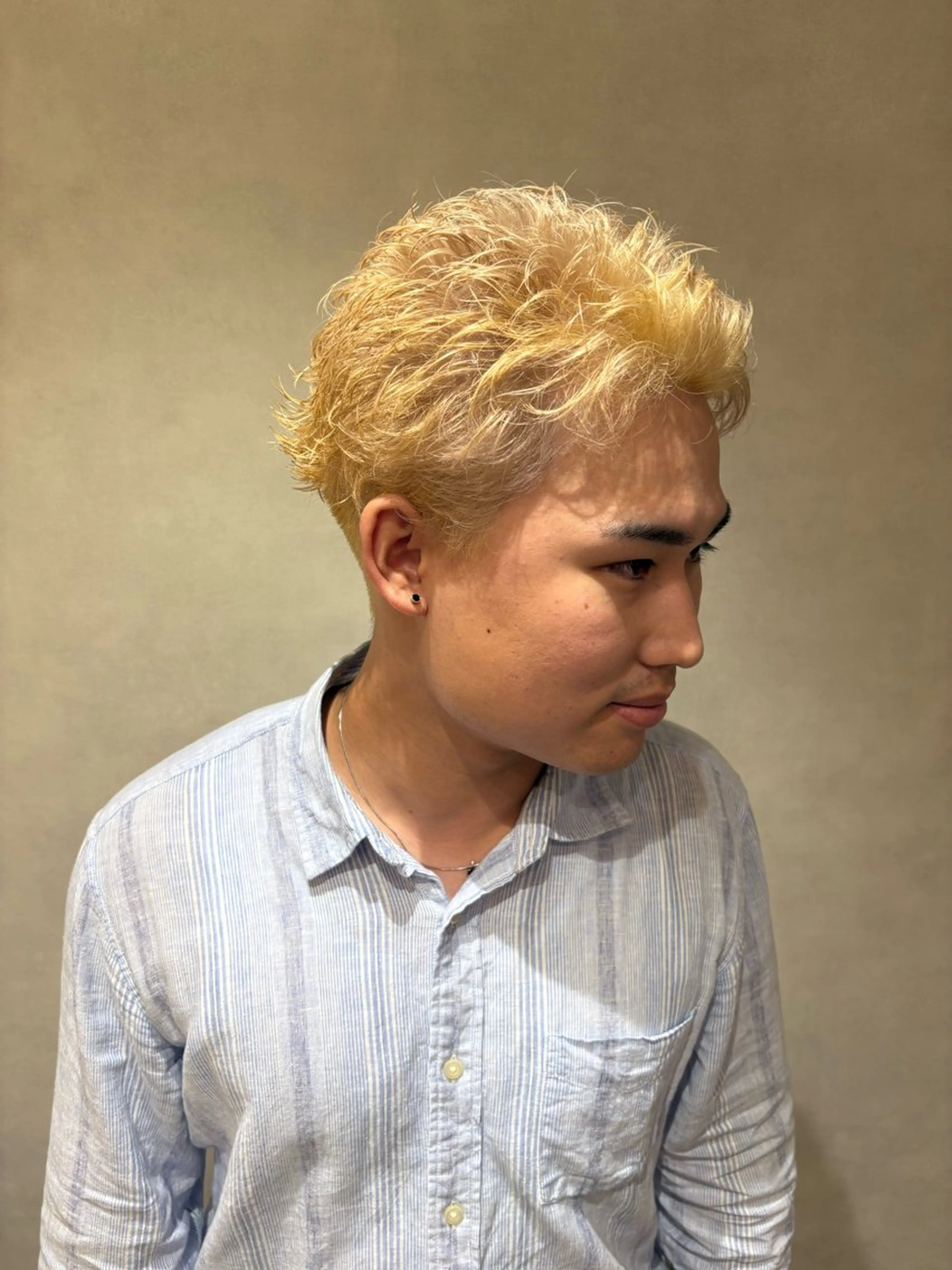 ショート UNCHEL所属・空閑 永知のヘアスタイル