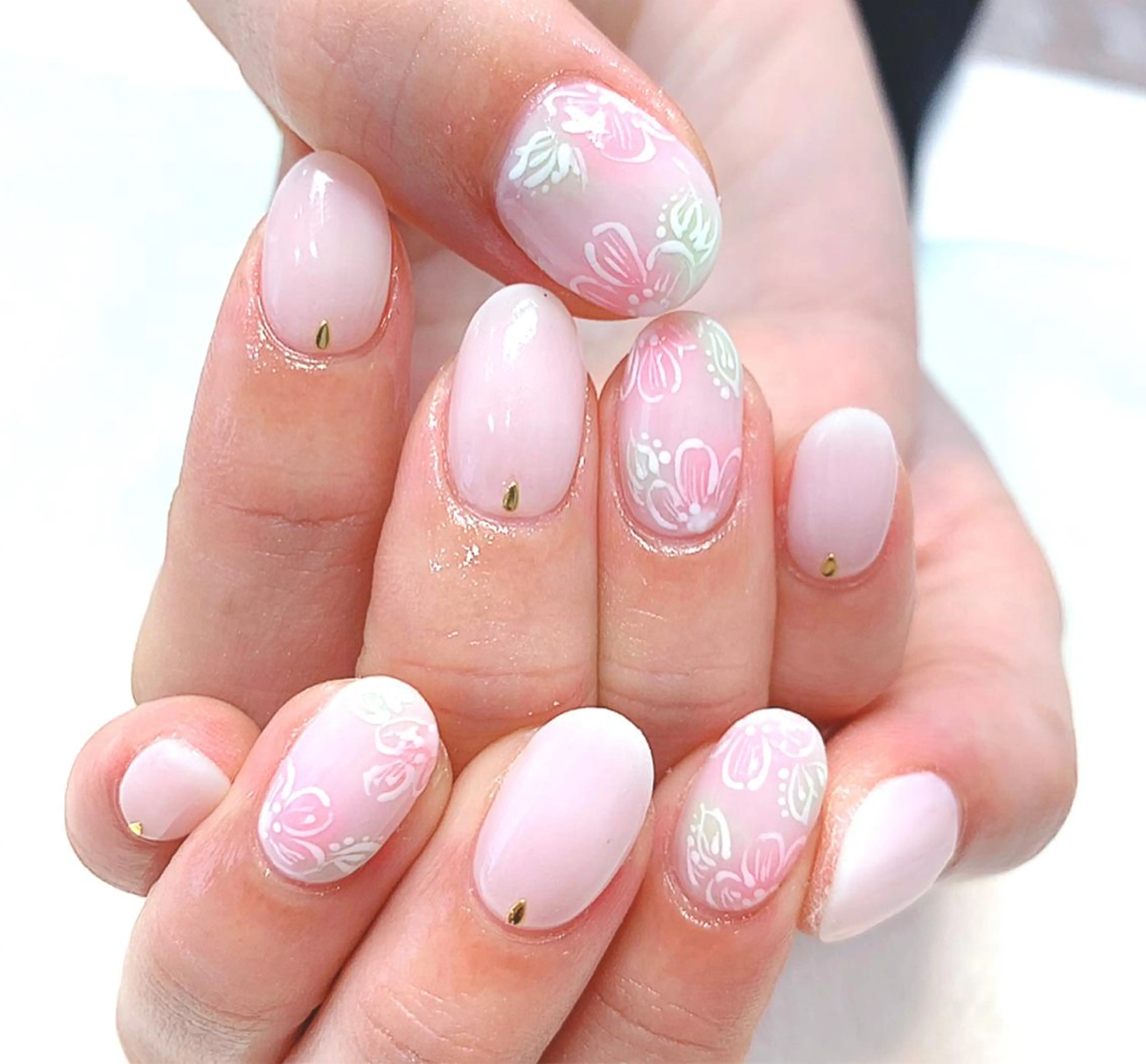 ショート カラー パーマ ヘアアレンジ メンズ キッズ ネイル マツエク・マツパ feey ⁑erinaのネイルデザイン