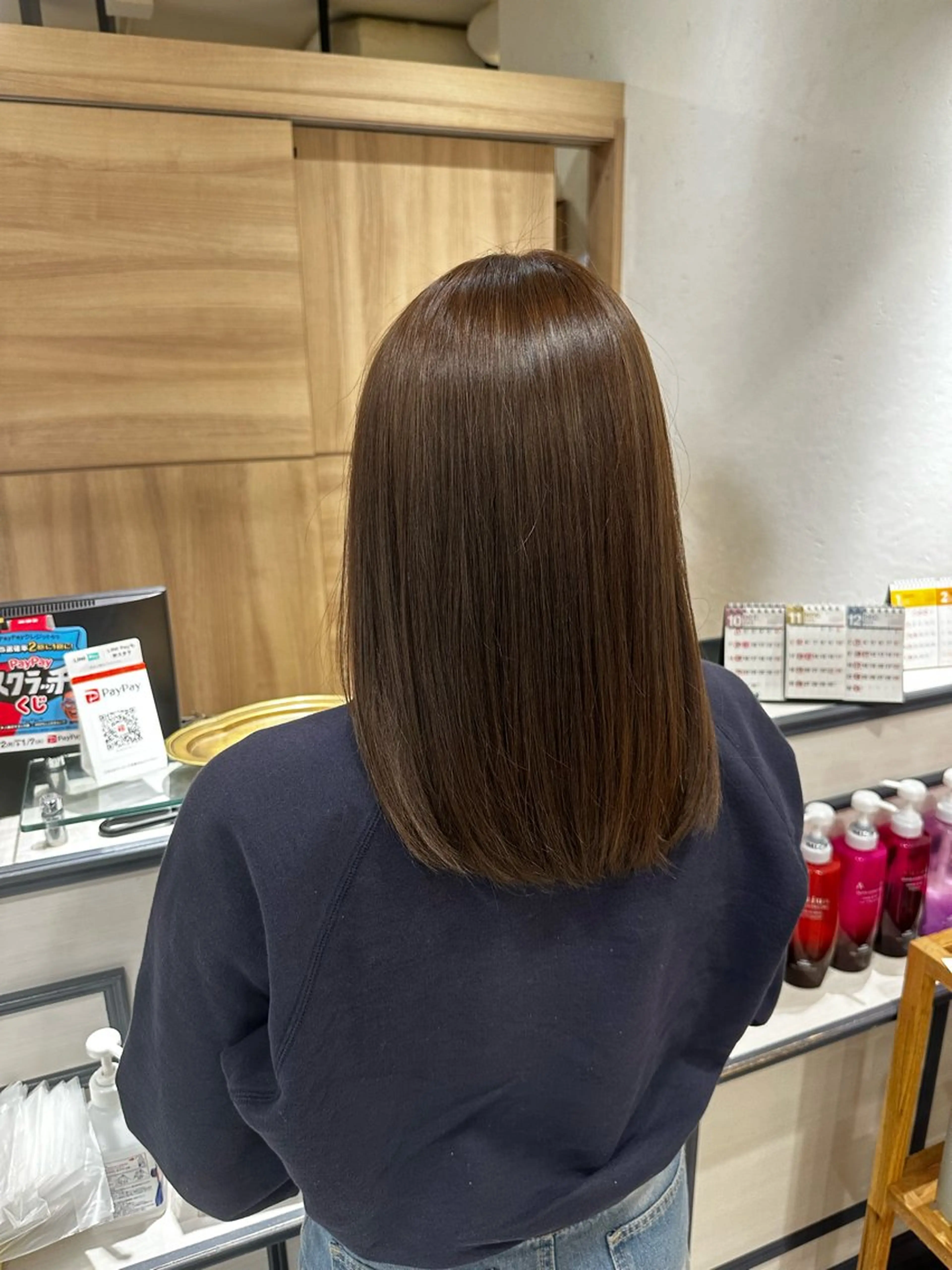 ミディアム カラー カット ヘアカラー 岡本 葵のヘアスタイル