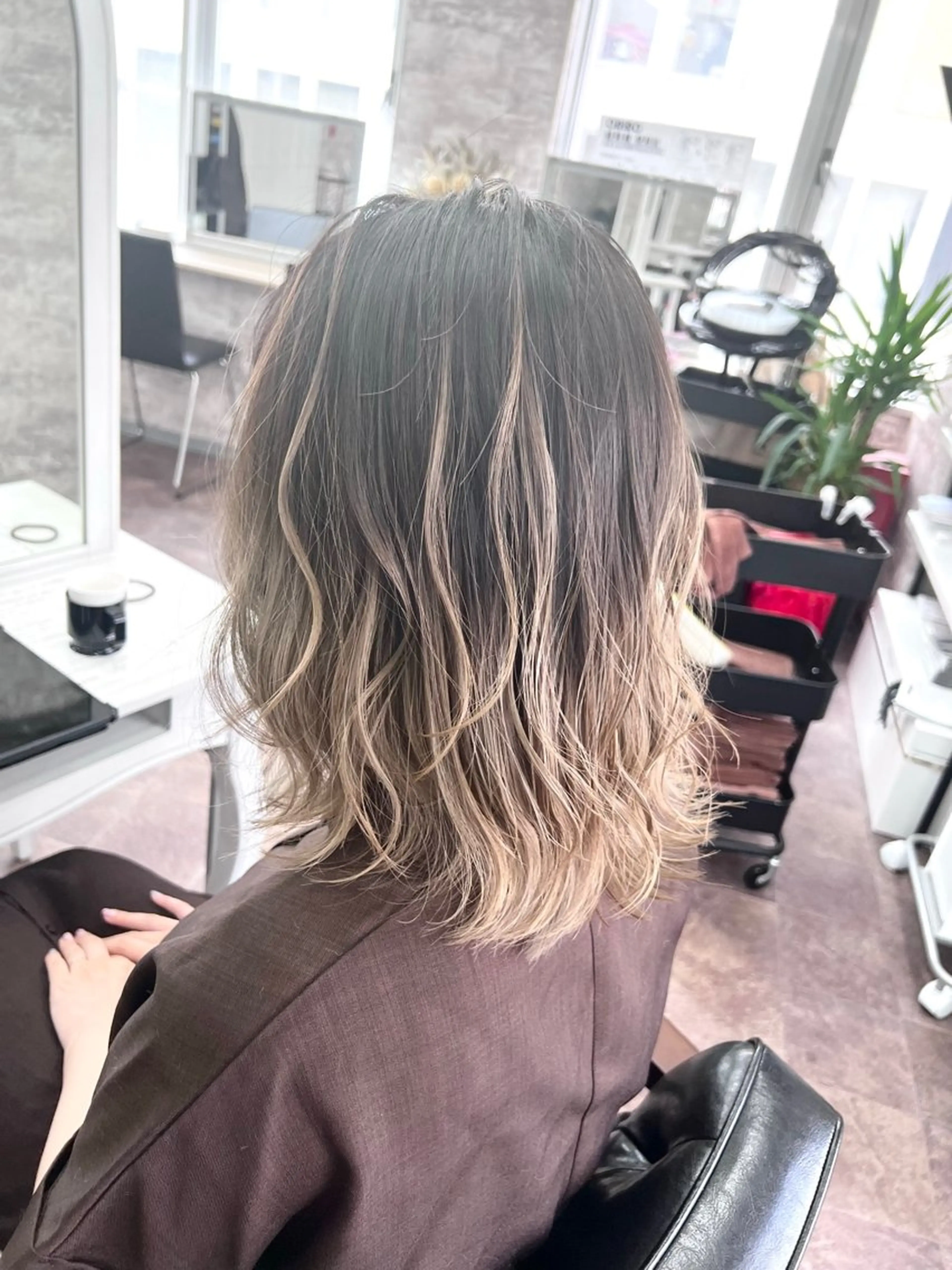 ミディアム ヘアカラー 🌿本厚木代表 HIROKI🌿のヘアスタイル