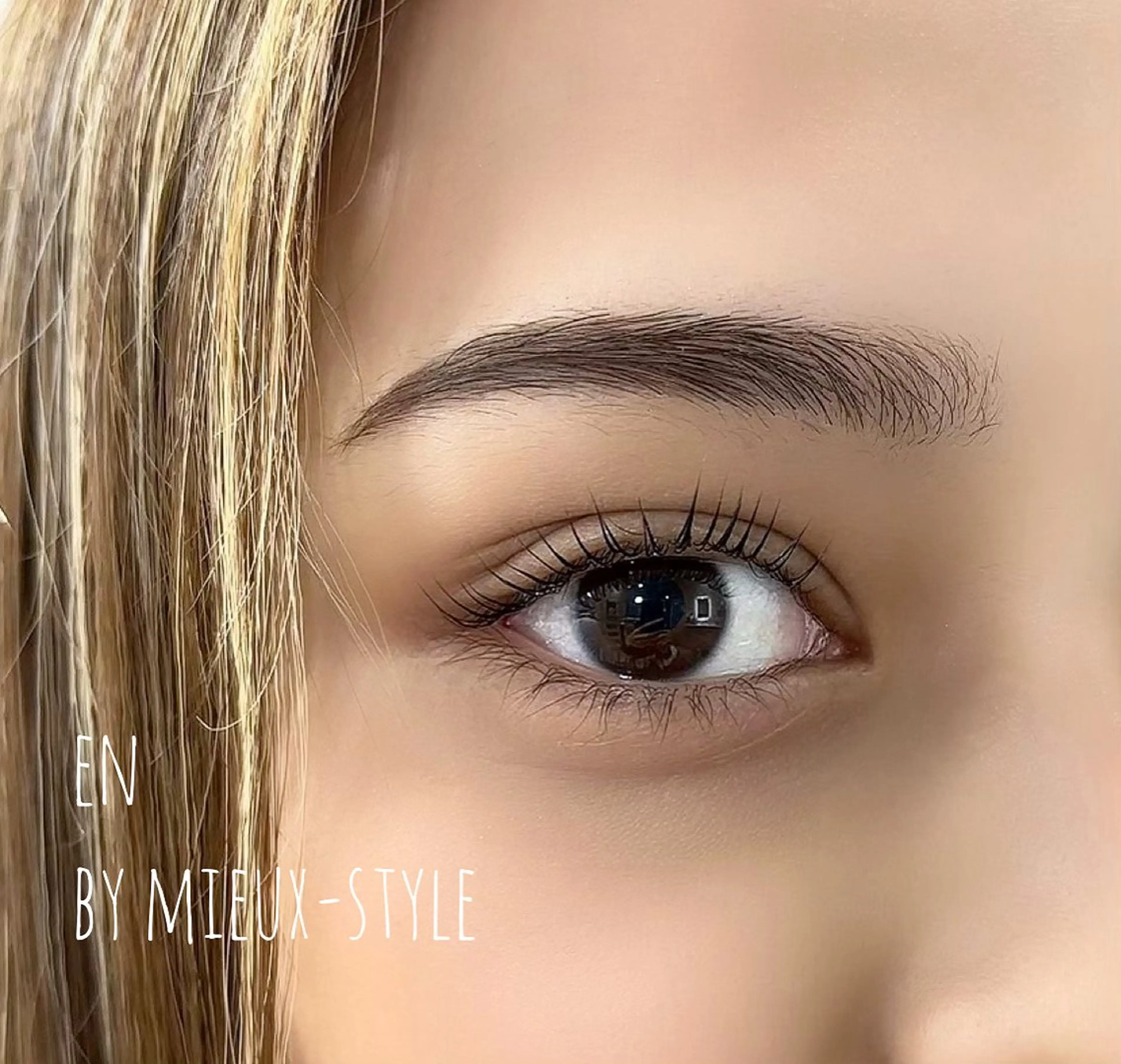 マツエク・マツパ パリジェンヌラッシュリフト Na0 .en ornerのマツエク・マツパデザイン