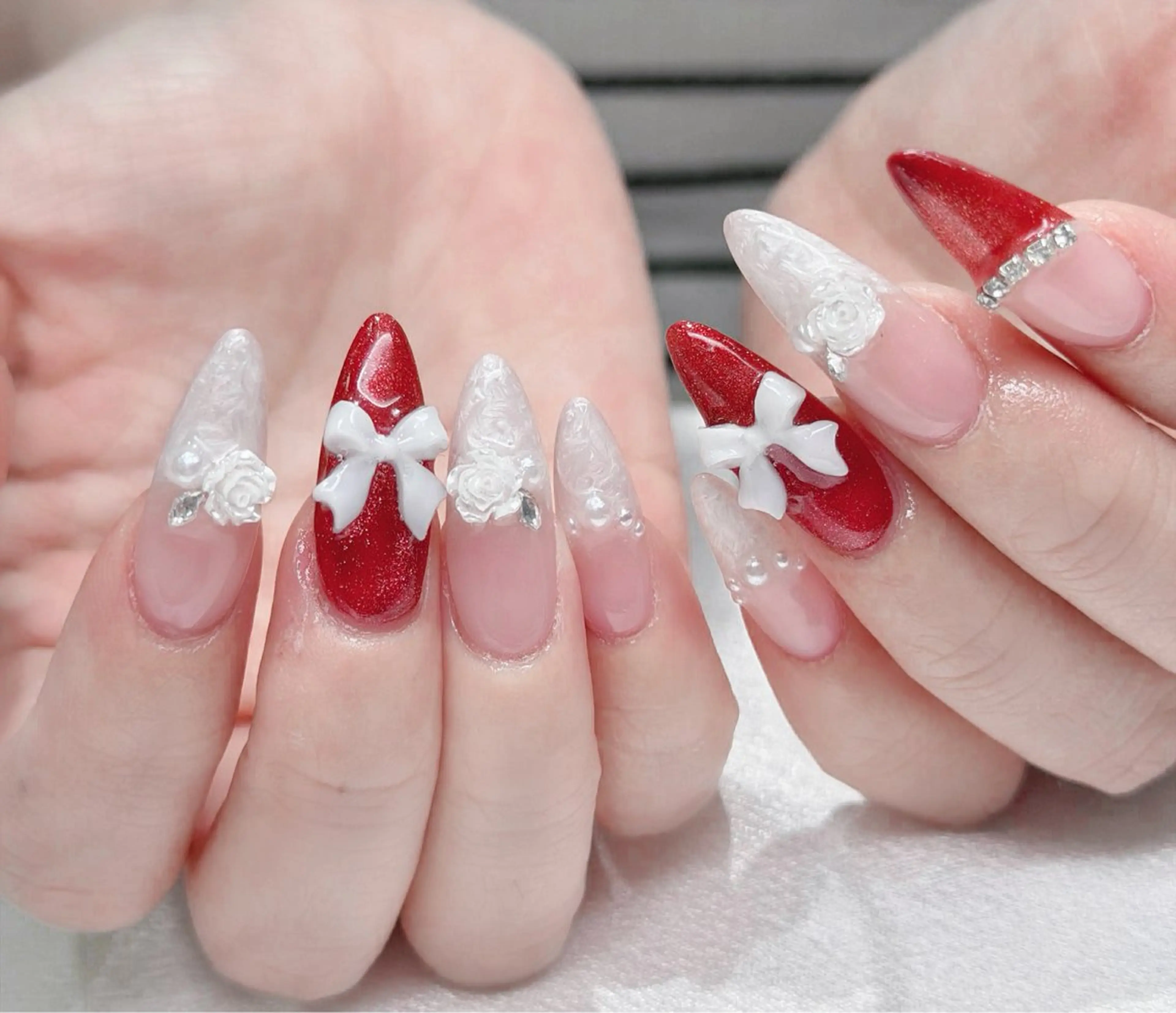 ネイル アートネイル ボルドー フレンチネイル 韓国ネイル 持ち込み ハンドネイル Hanni Nail Salon所属・Hanni ハンのネイルデザイン