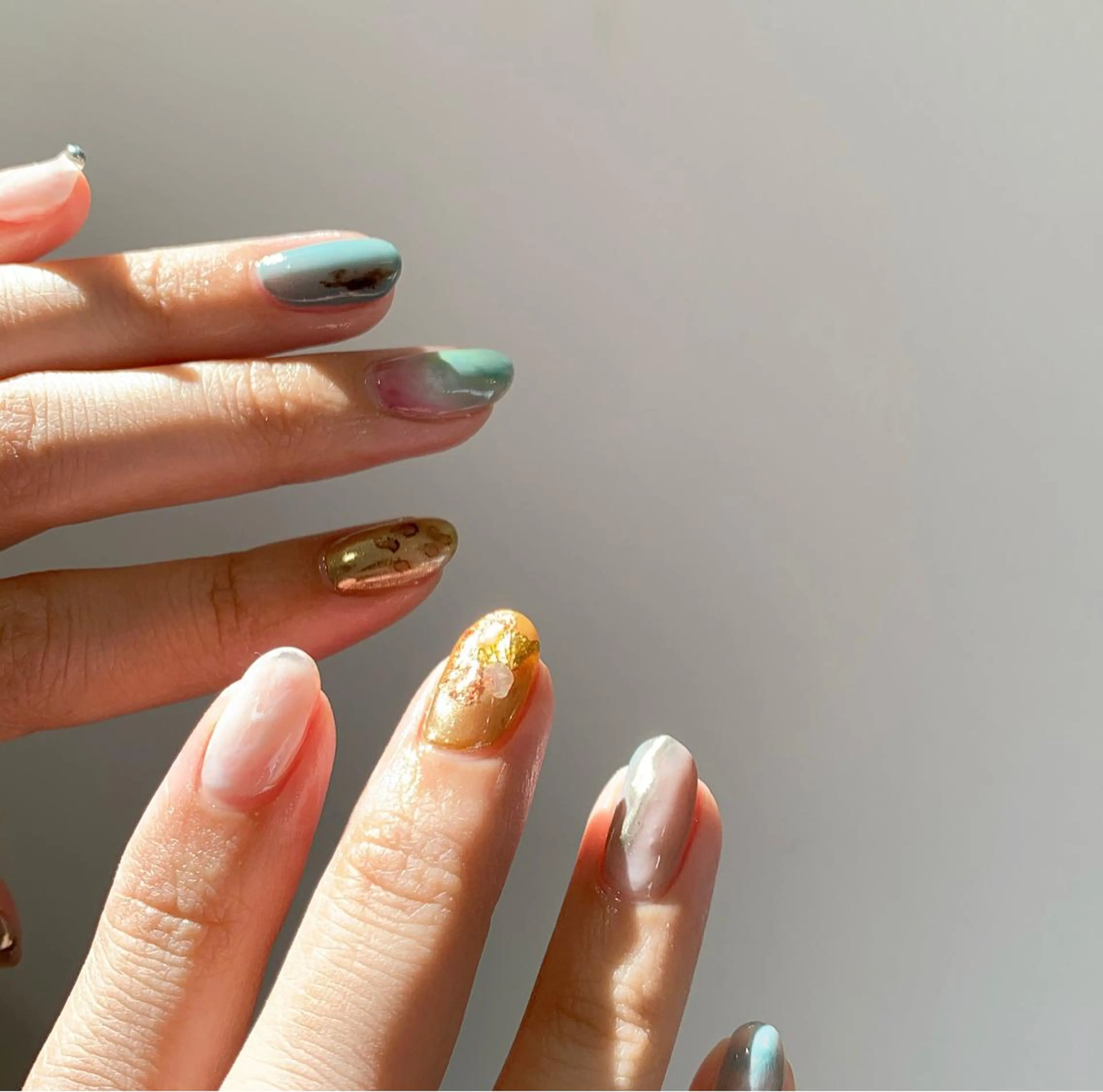 ネイル ハンドネイル 佐藤 穂乃香のネイルデザイン