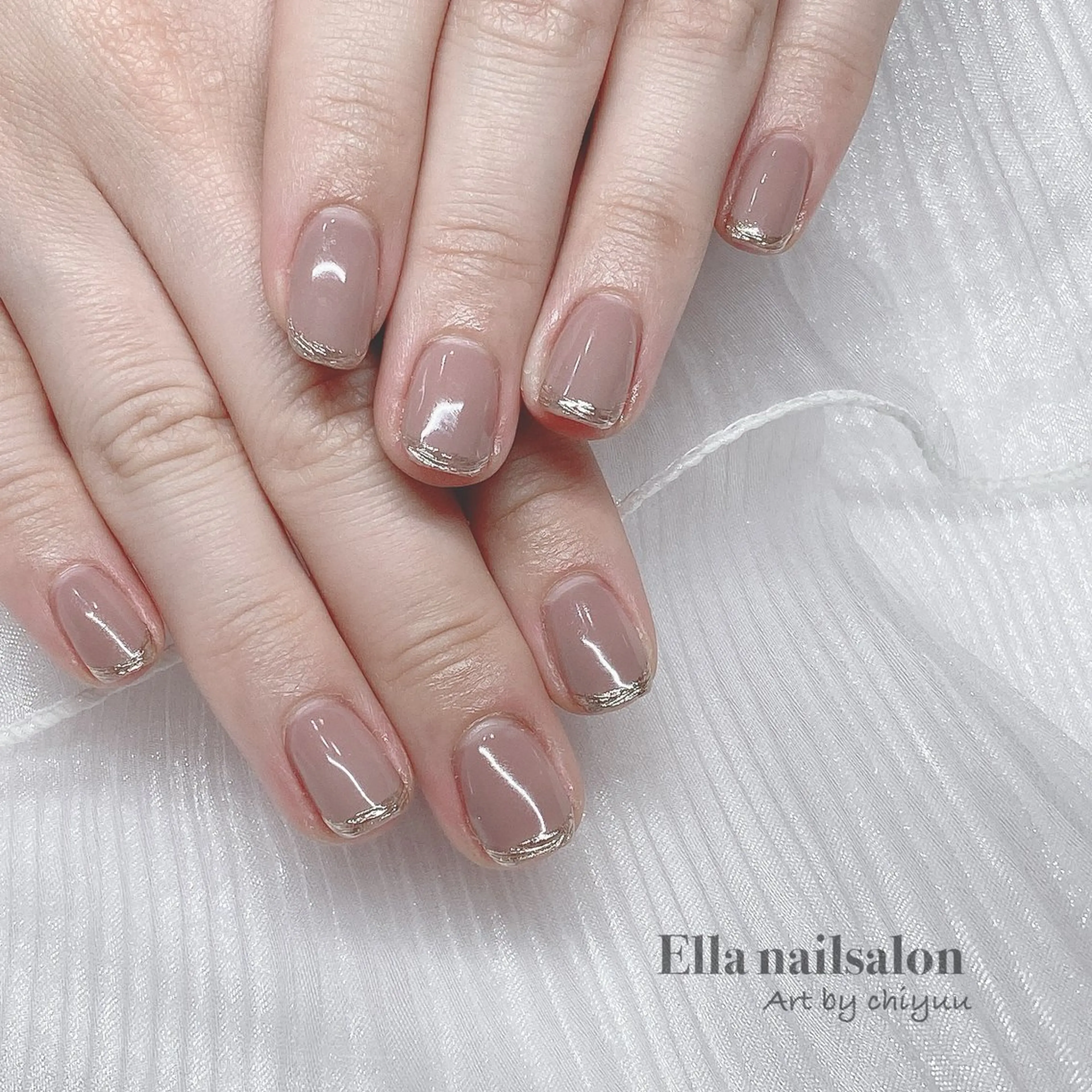 ネイル ジェルネイル ミラーネイル ワンカラーネイル ハンドネイル Ella nailsalon所属・Ella nail ちゆうのネイルデザイン