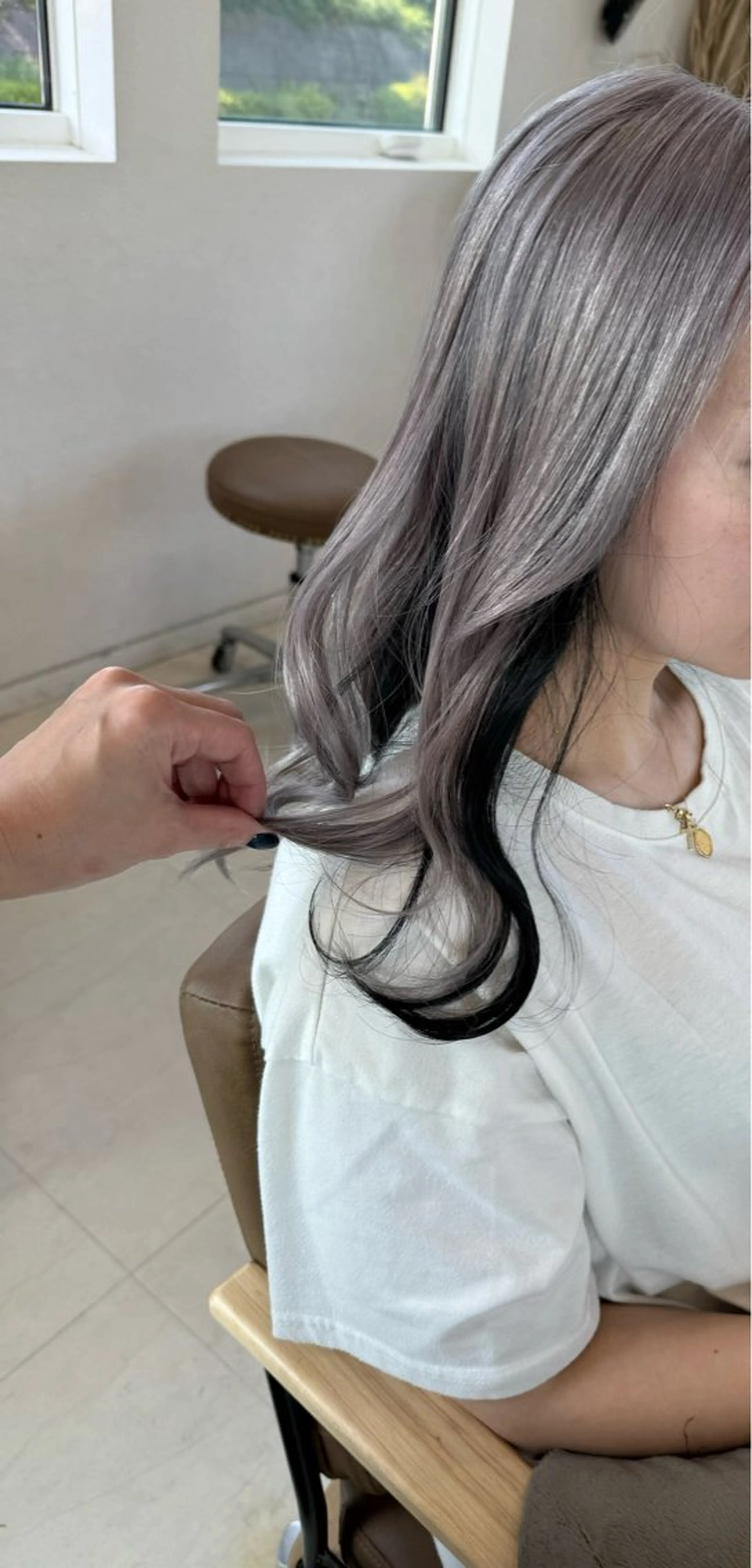 ロング ヘアカラー アルーナビューティデザイン所属・鈴木 妃帆未のヘアスタイル