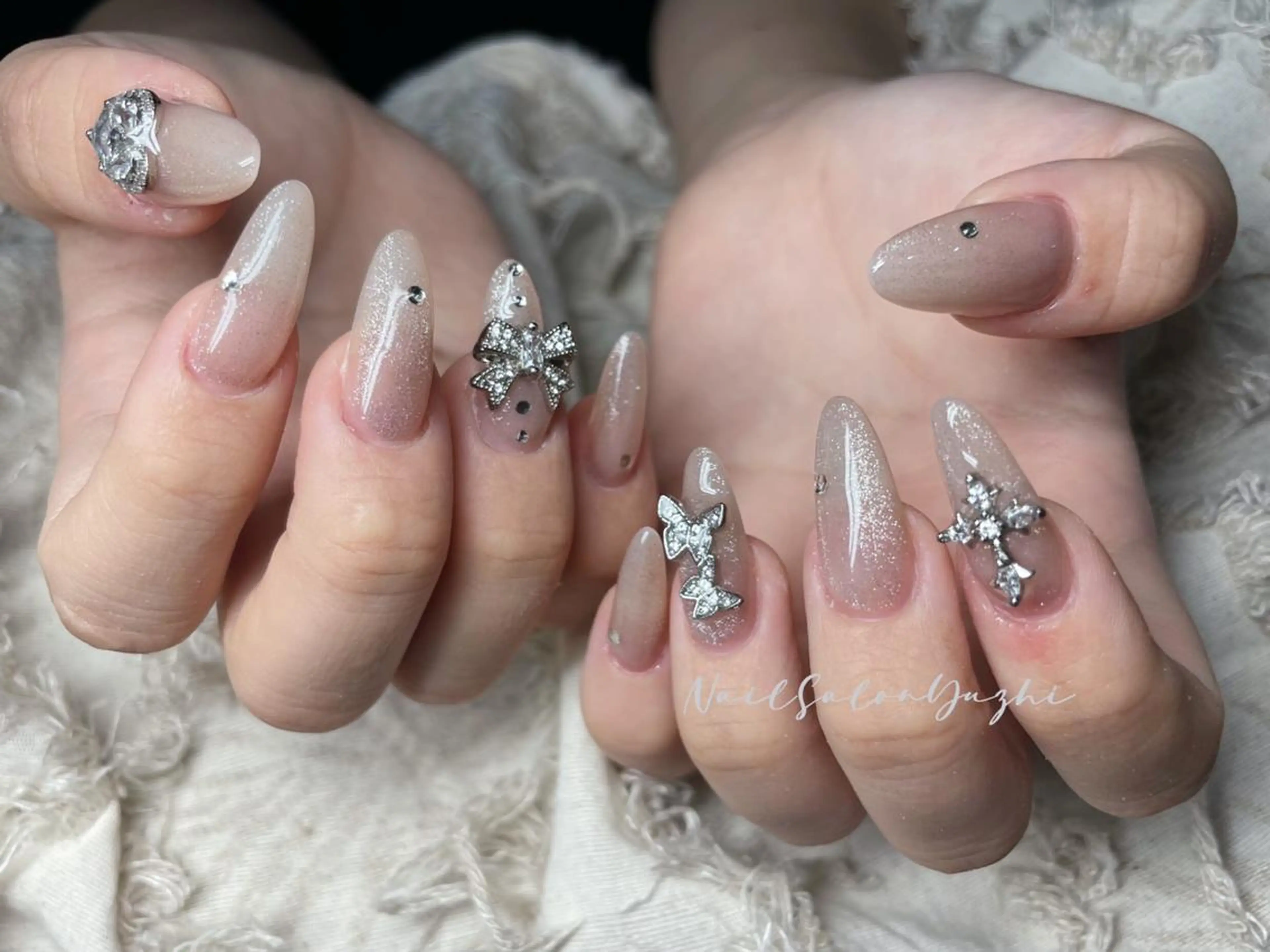 ネイル ハンドネイル MAKI💚💚💚 秋葉原.のネイルデザイン