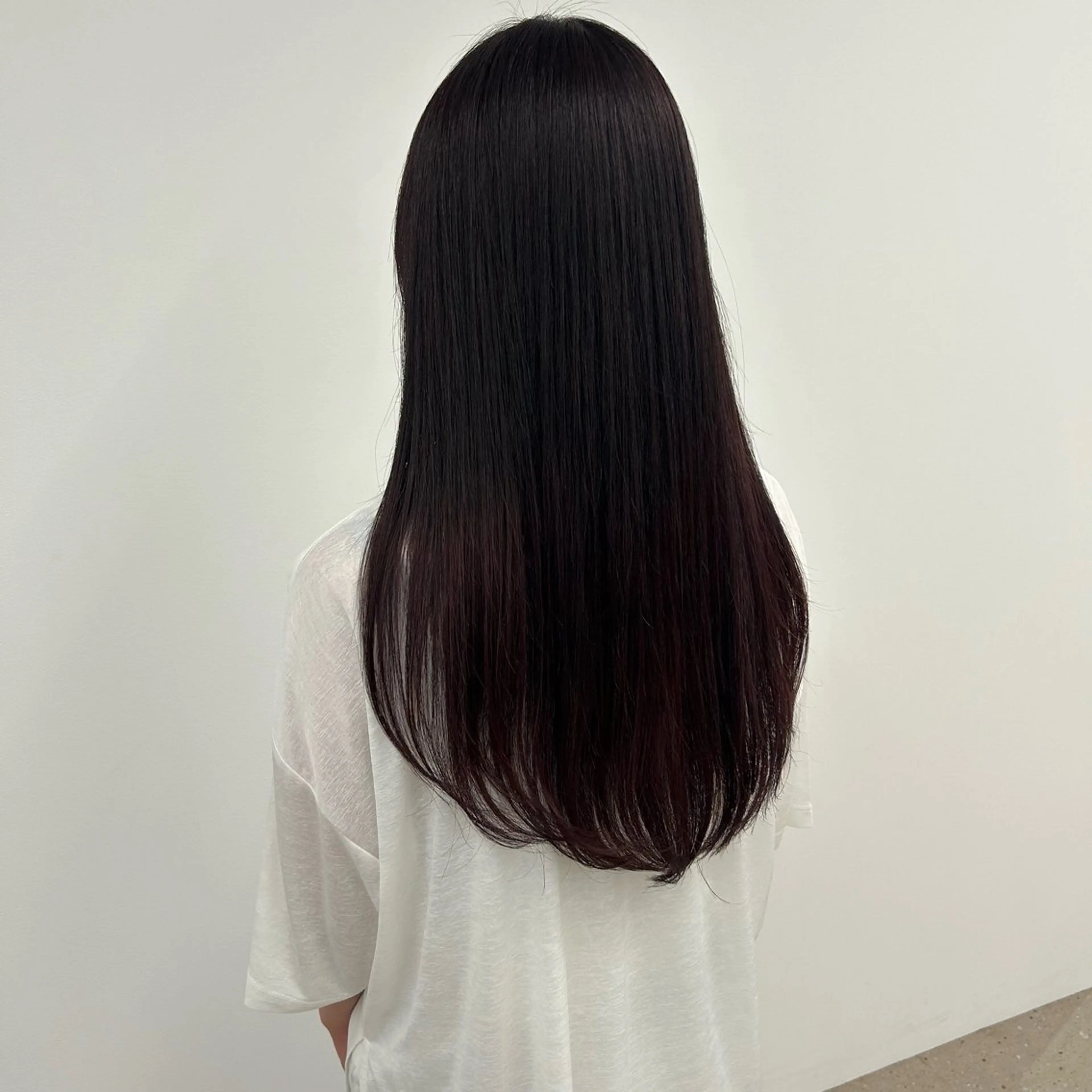 ロング レイヤーカット カット 絹髪矯正/艶カラー /透明感/石田桃子のヘアスタイル