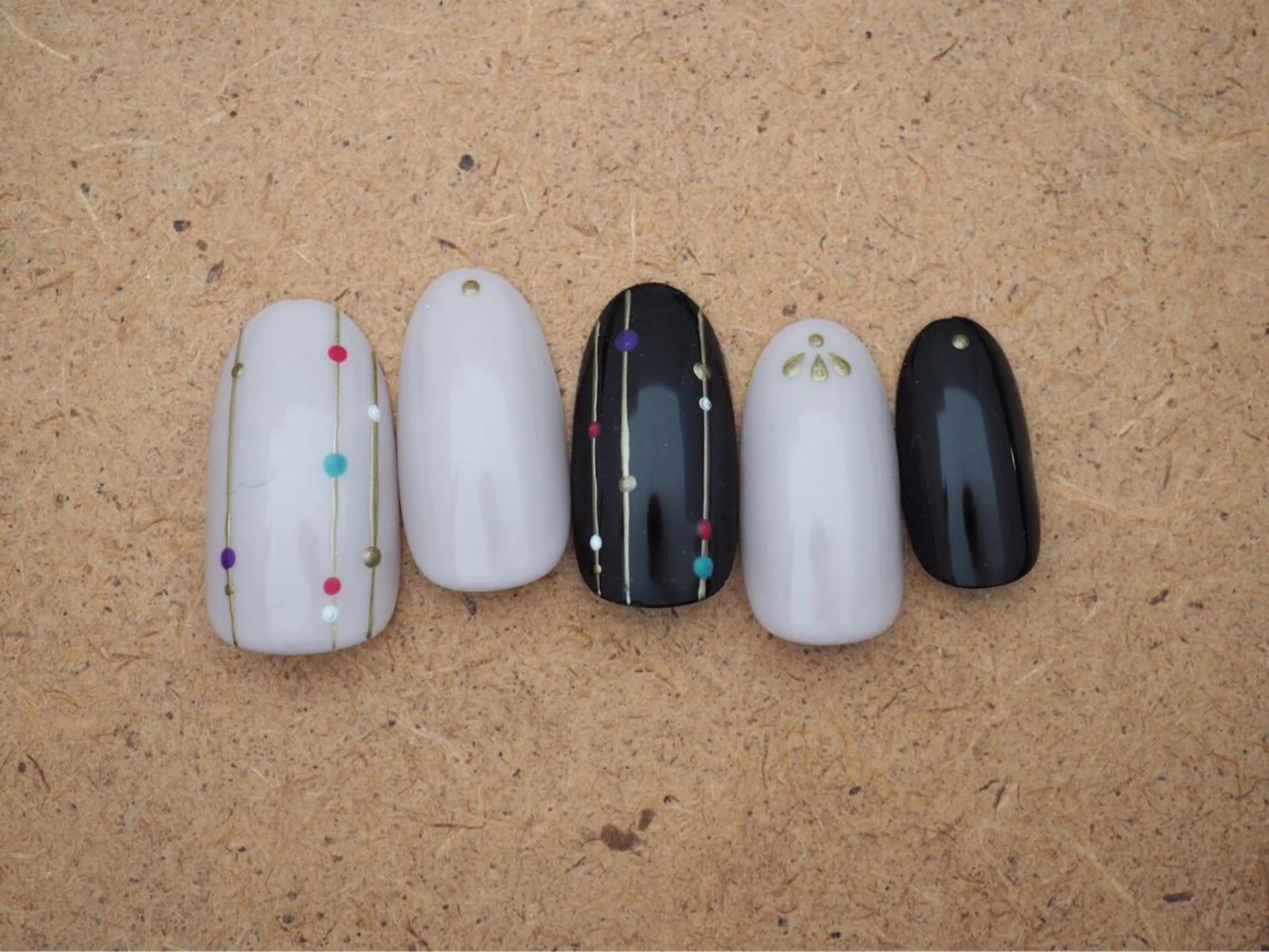 ネイル トップネイリスト Ribbon立川店のネイルデザイン