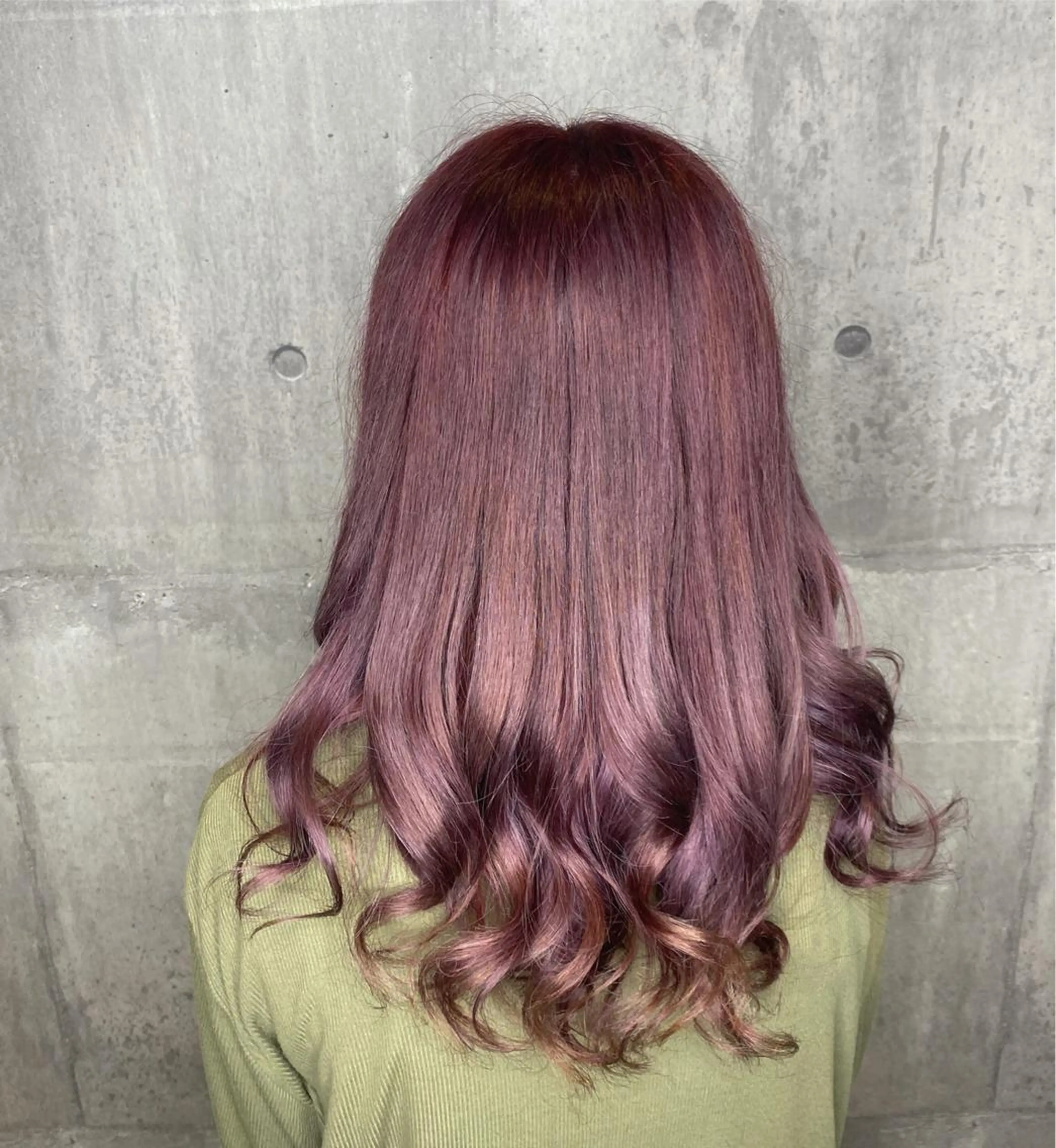 セミロング カット ヘアカラー トリートメント Rlino所属・ﾊｲﾗｲﾄ/ﾚｲﾔｰ ｶｯﾄ/大嶽謙のヘアスタイル