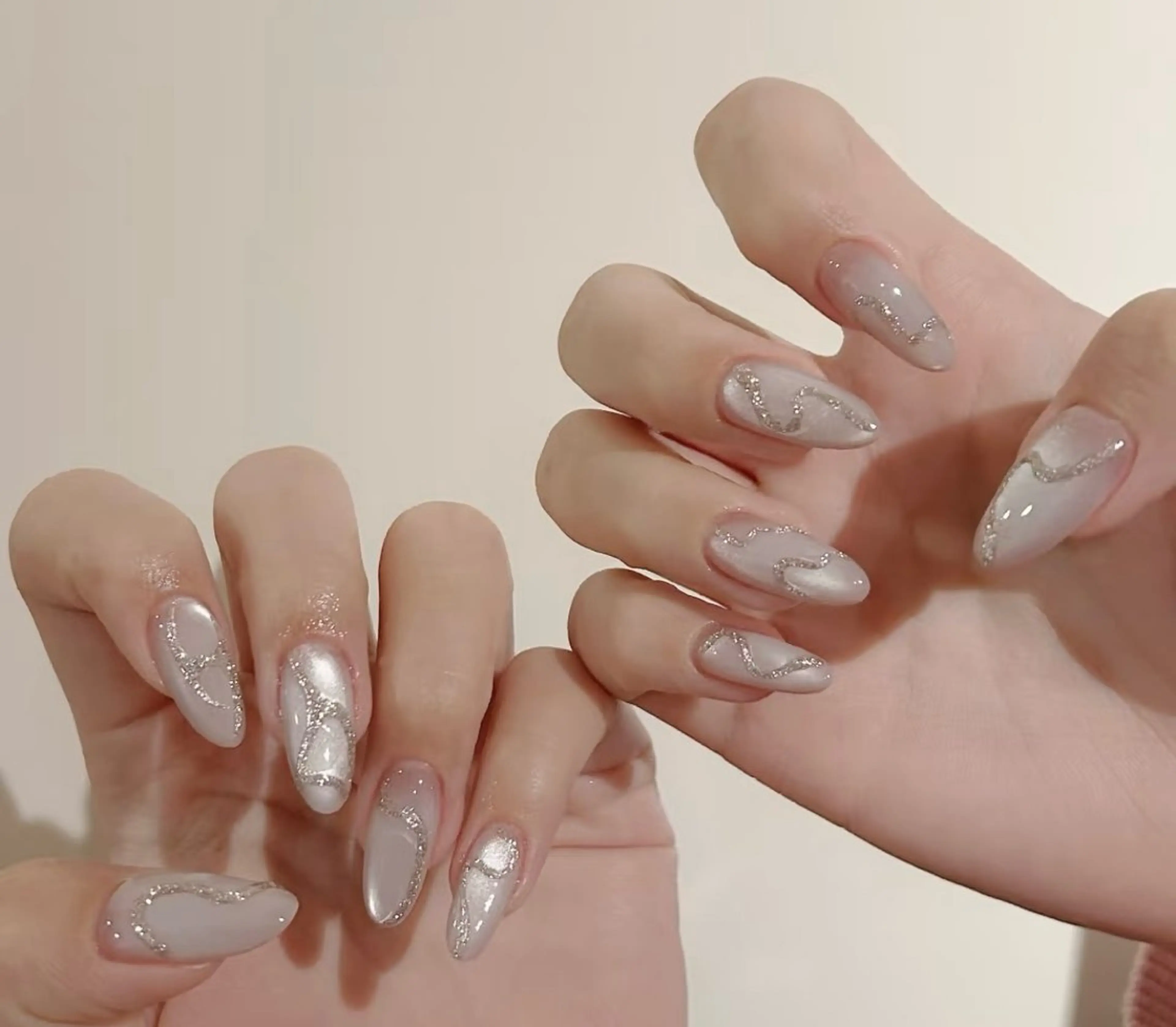 ネイル 高木 維麗絲のネイルデザイン