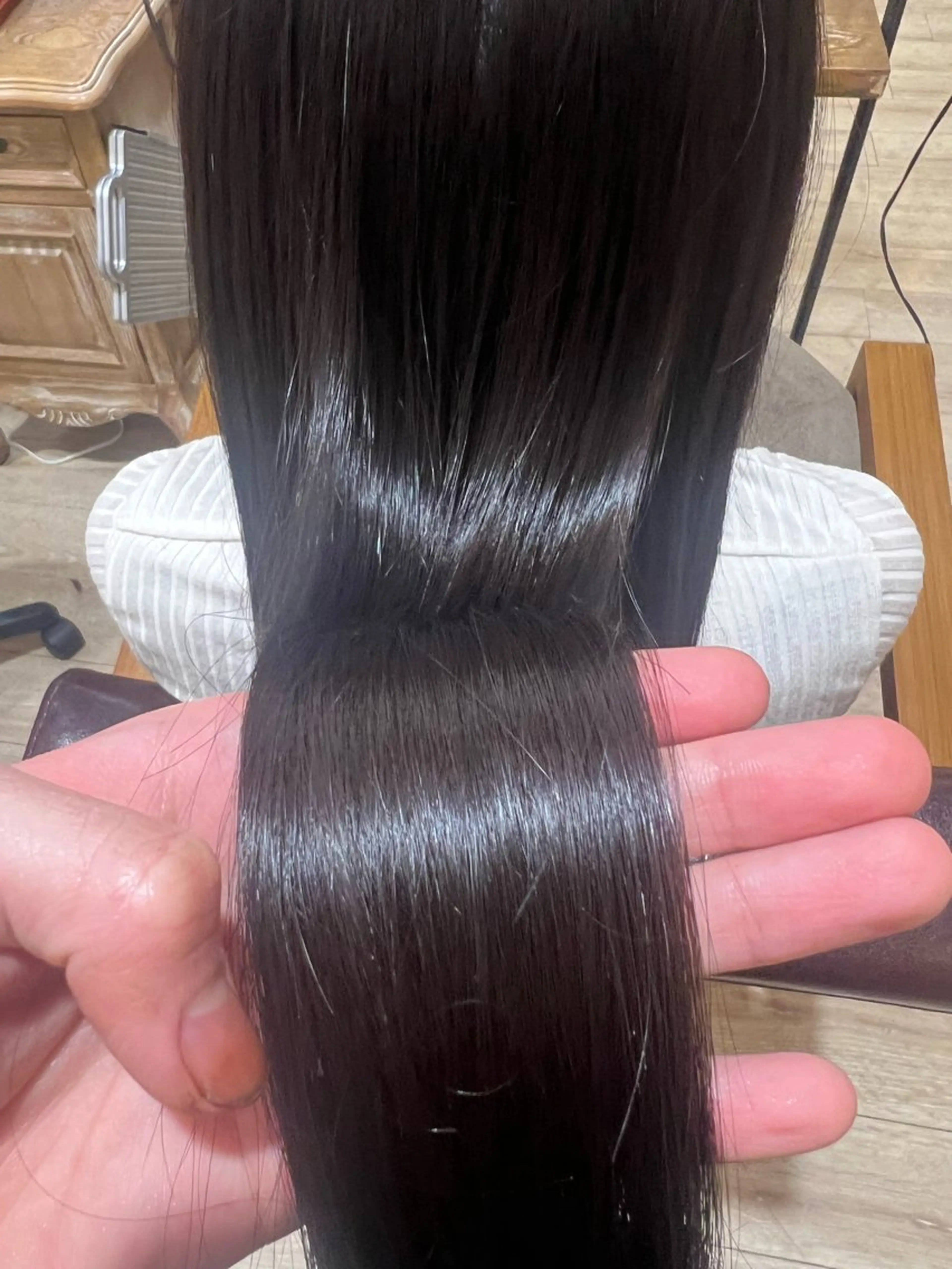 ロング 松山 麻一のヘアスタイル