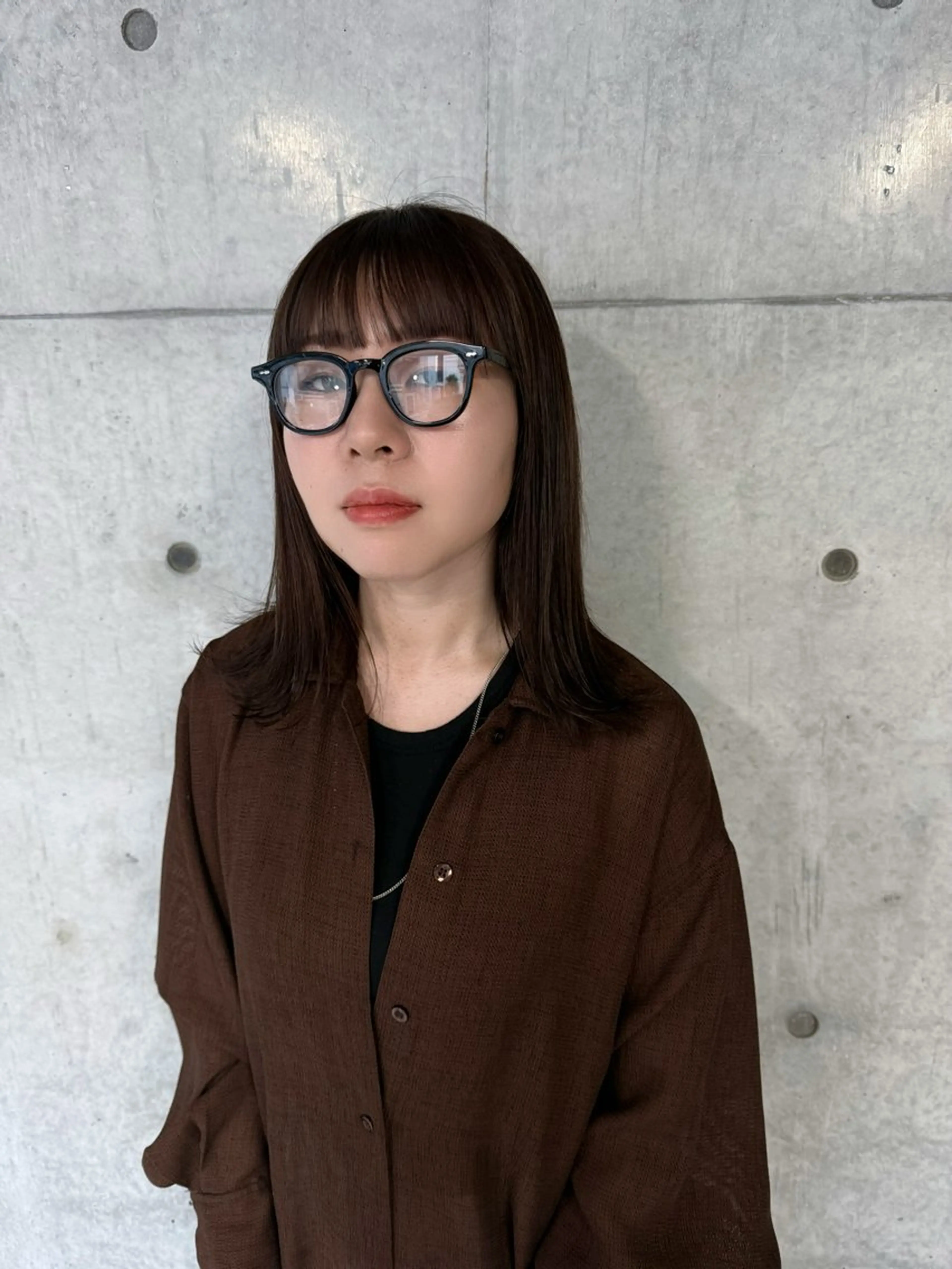 ミディアム カラー ミディアムレイヤー アッシュ ベージュカラー ブリーチ 透明感カラー カット ヘアカラー 誰よりも丁寧なカット 🍀小林輝のヘアスタイル