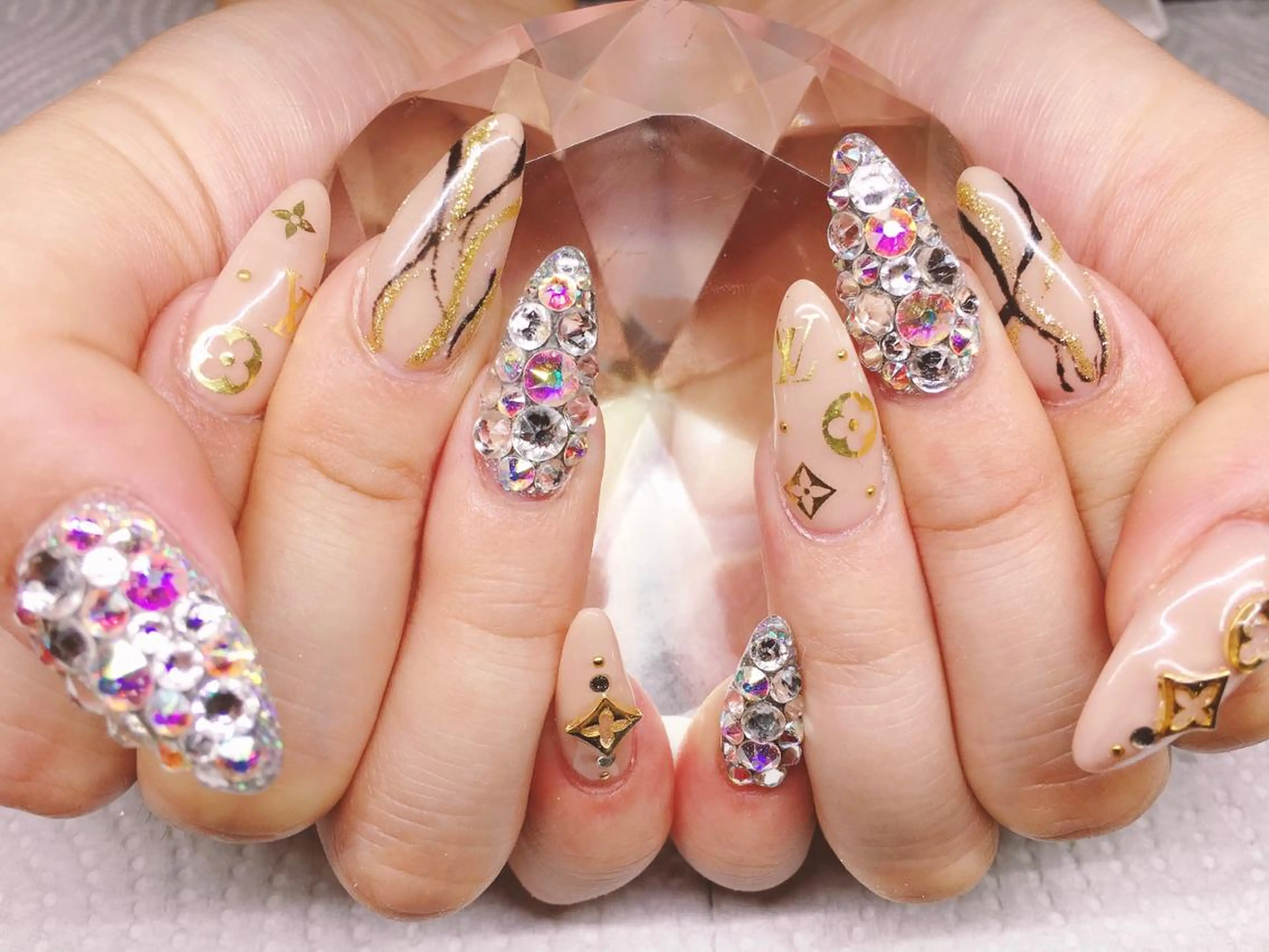 ネイル アートネイル ハンドネイル ネイルサロンアウル ayaka💋のネイルデザイン