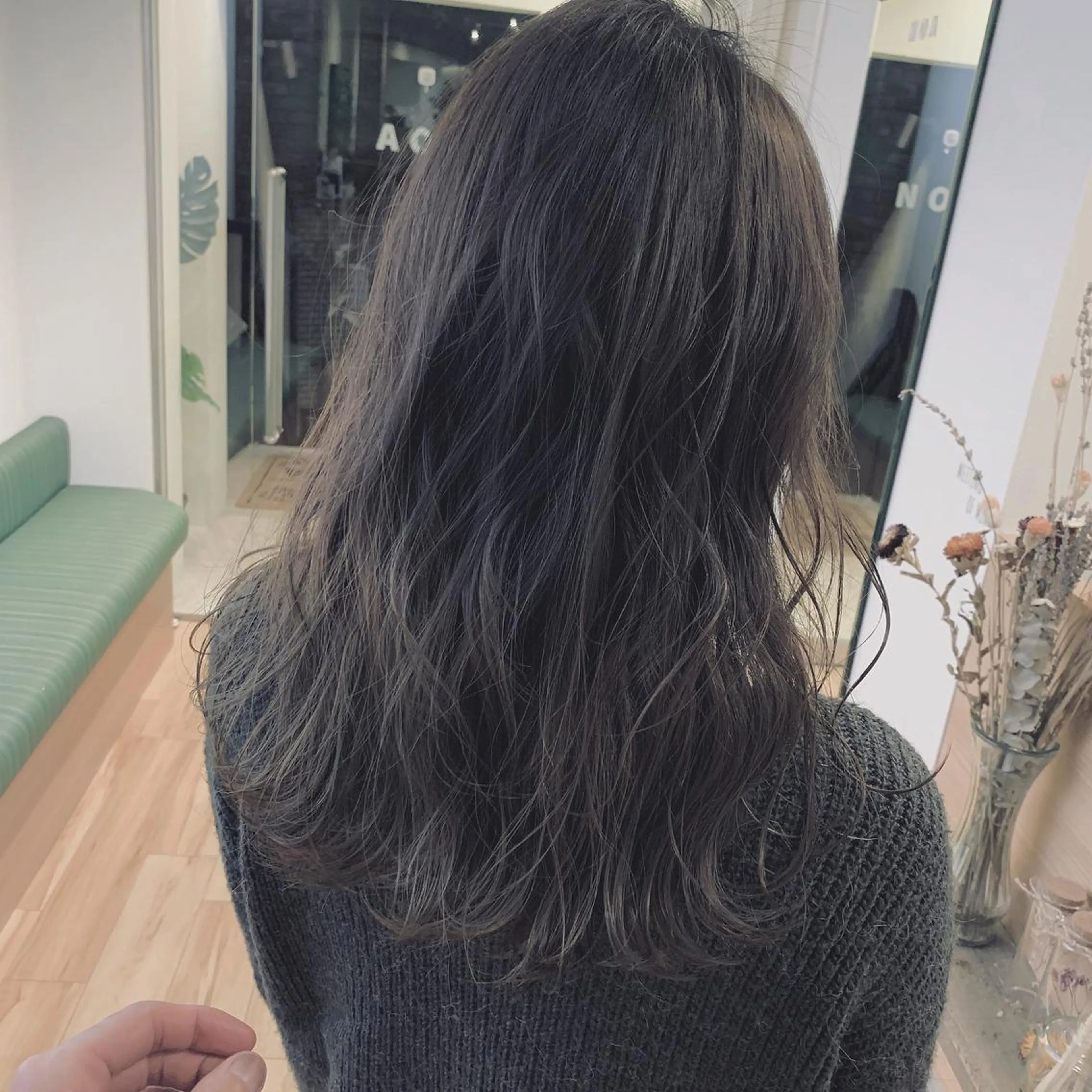 ロング Alani所属・arc. arc.のヘアスタイル