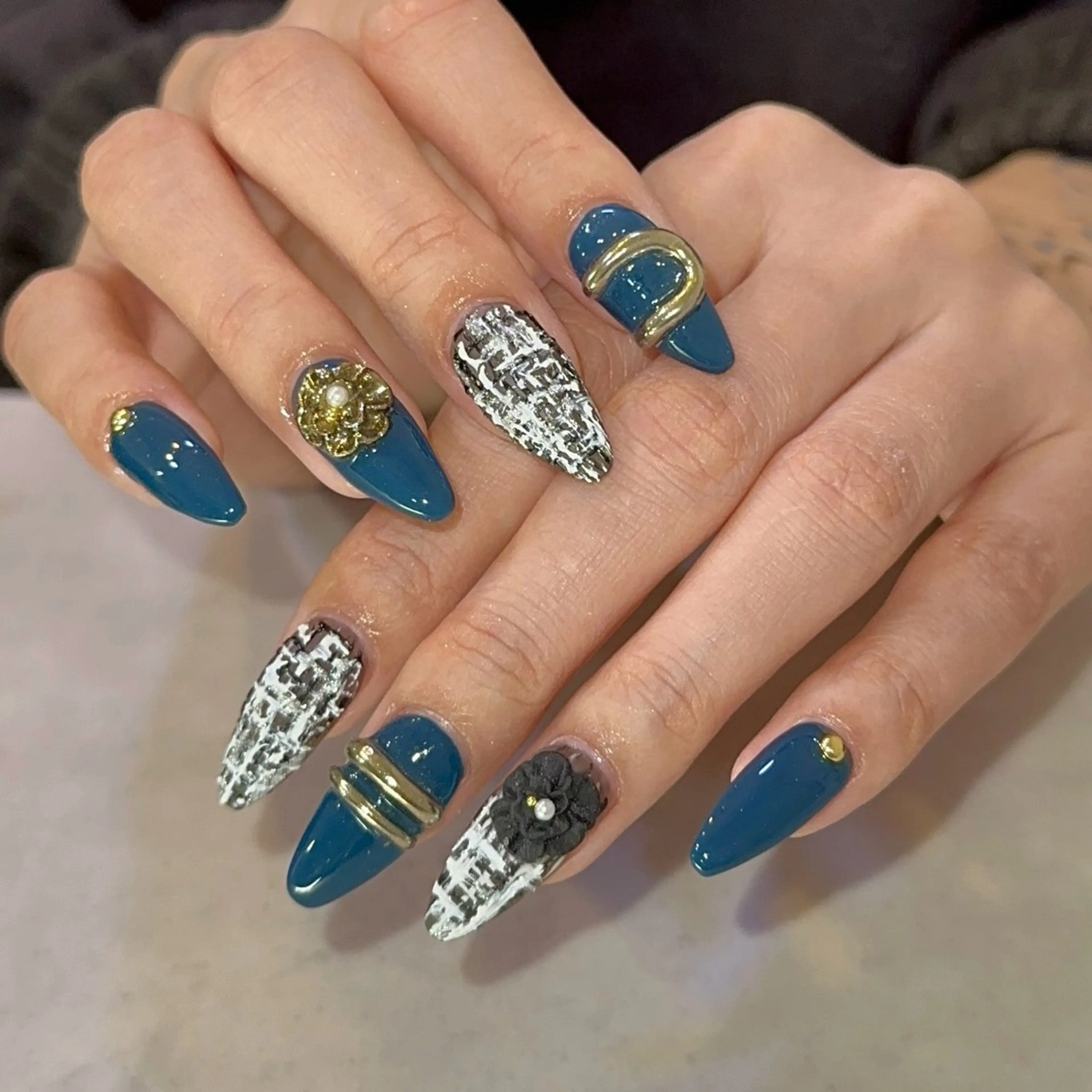 ネイル ハンドネイル elu船橋 SAKURAのネイルデザイン