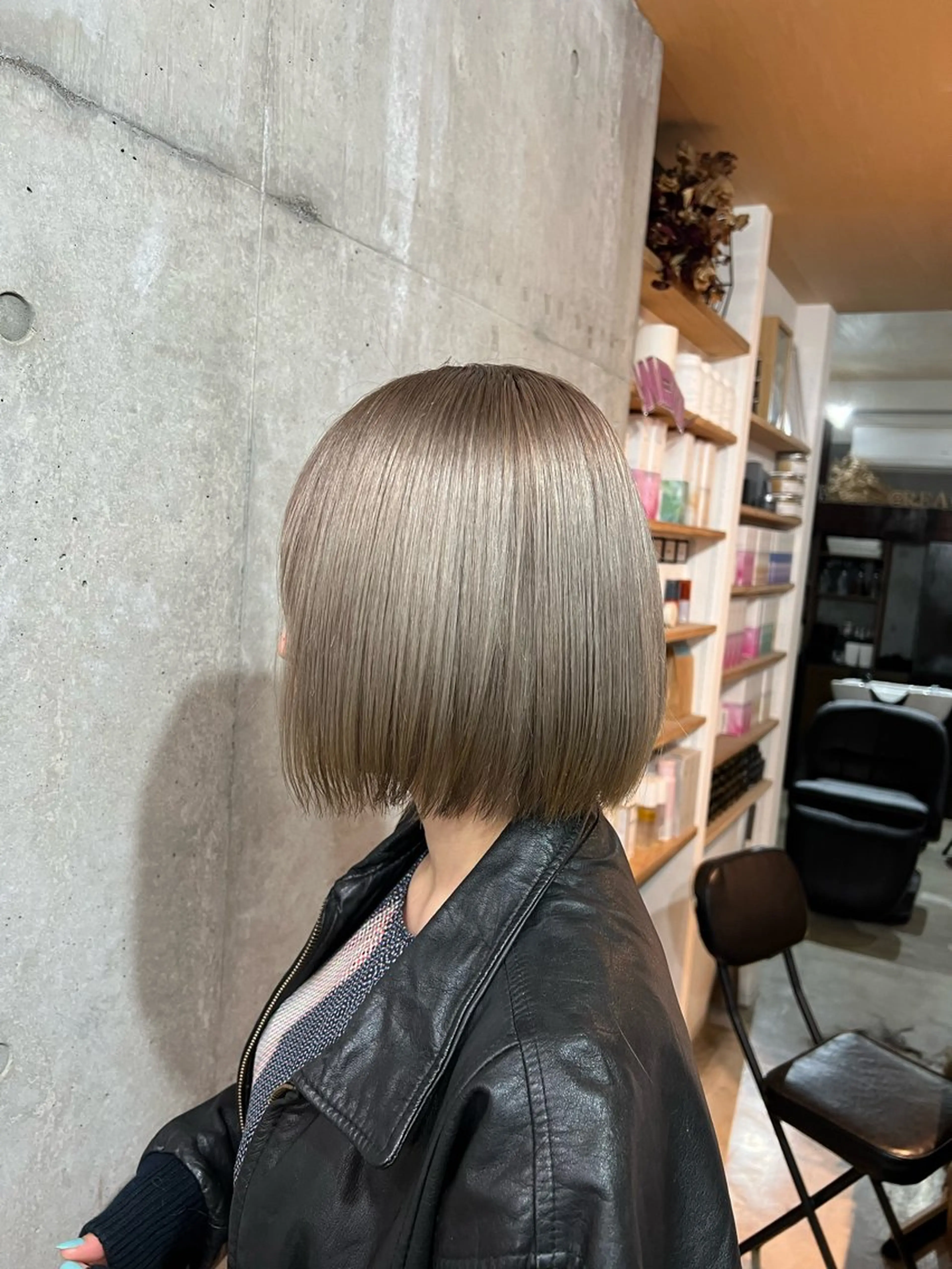 ミディアム カラー ブリーチカラー/ 寺口佳希のヘアスタイル