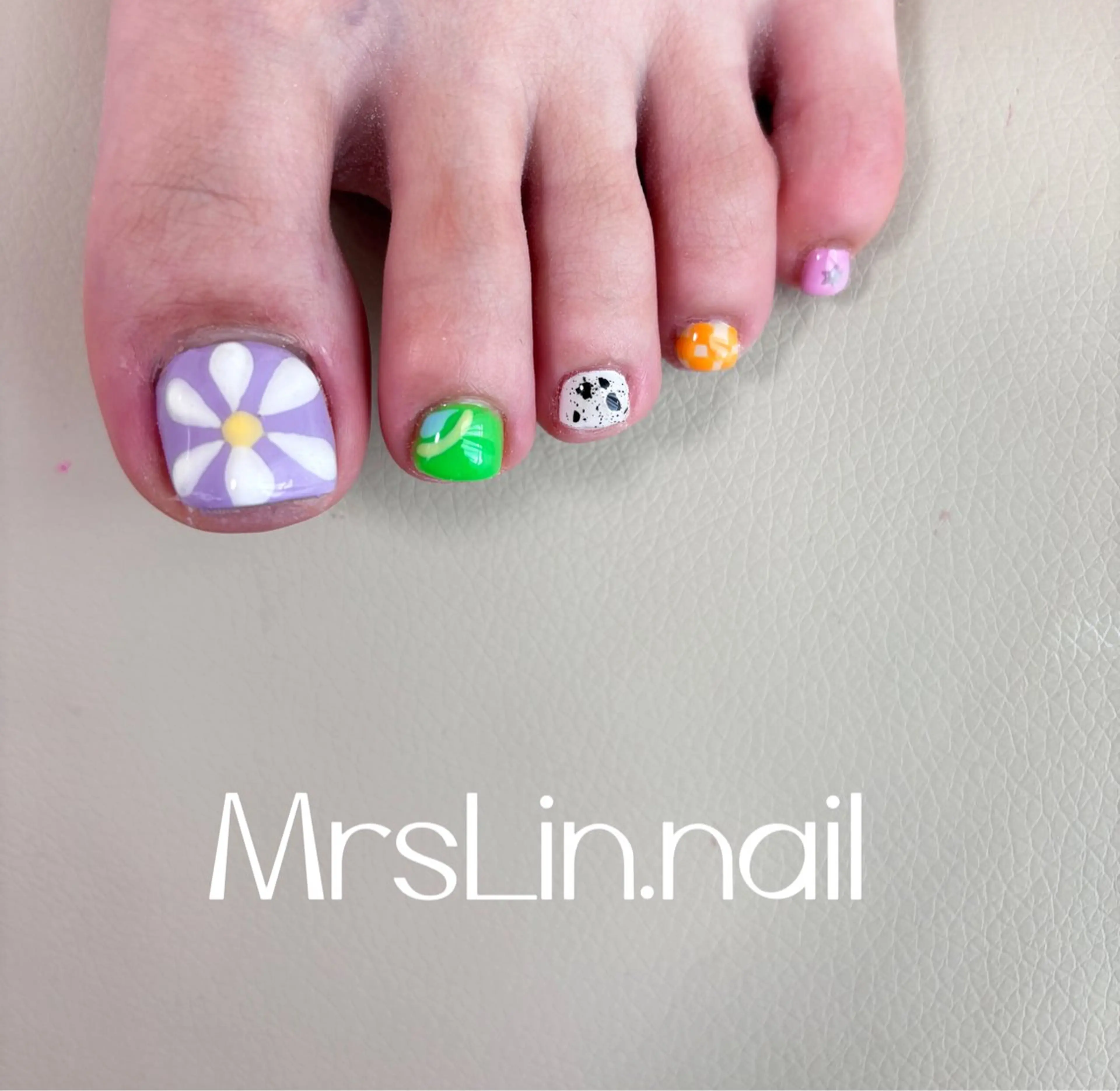 ネイル フットネイル Mrs Lin.nailのネイルデザイン