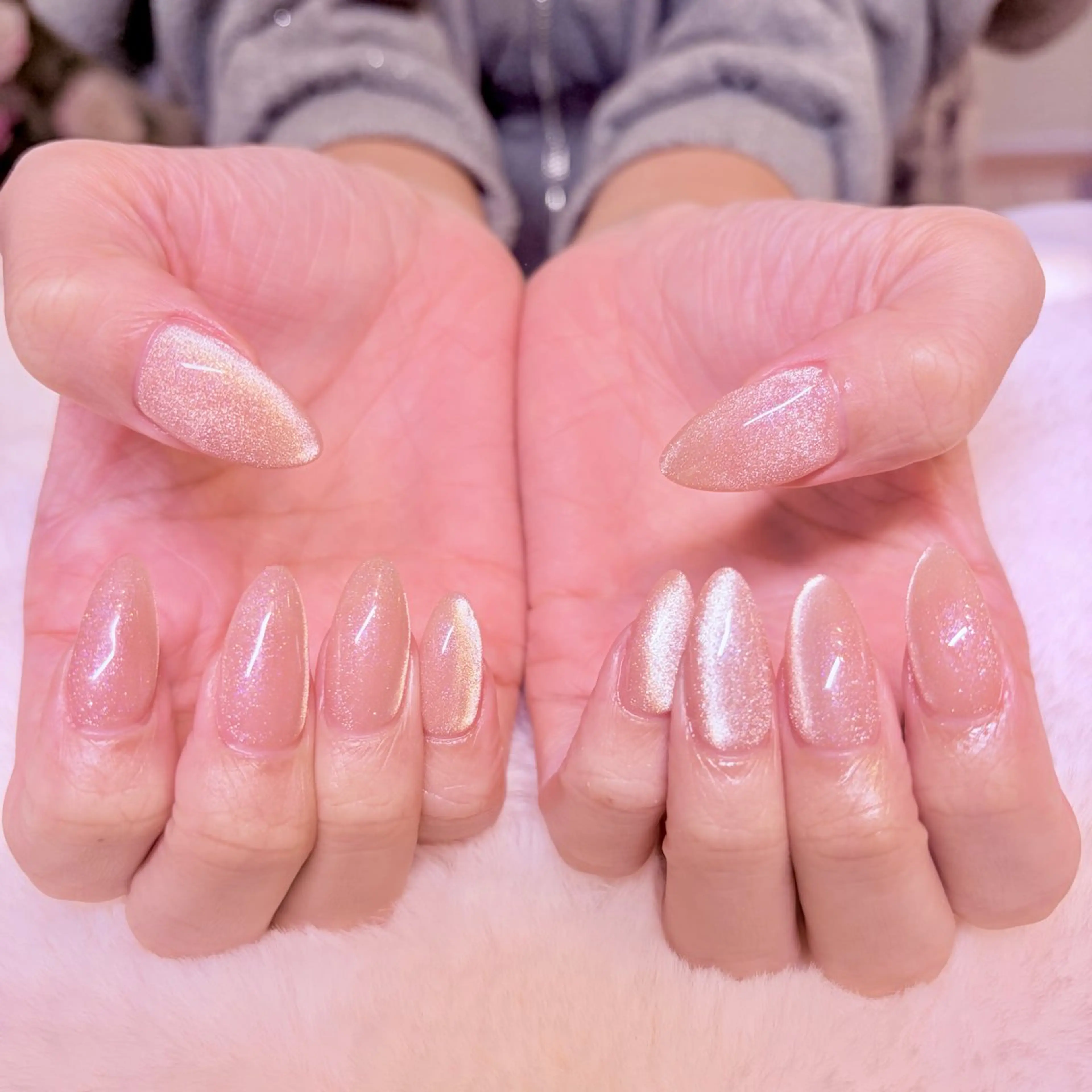 ネイル マグネットネイル nail salon e'mu💐のネイルデザイン