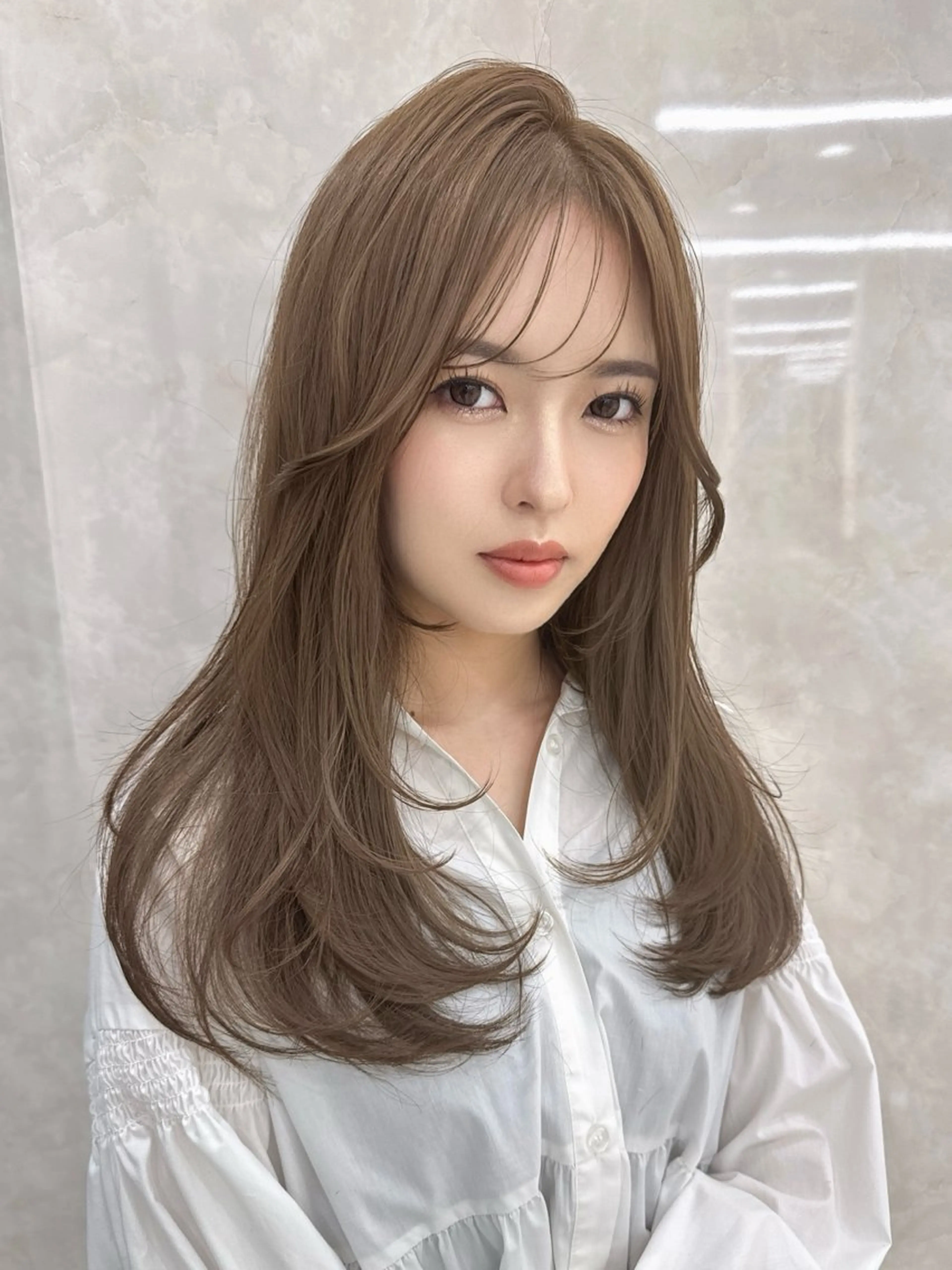 セミロング MAEUL 【マウル】栄のヘアスタイル