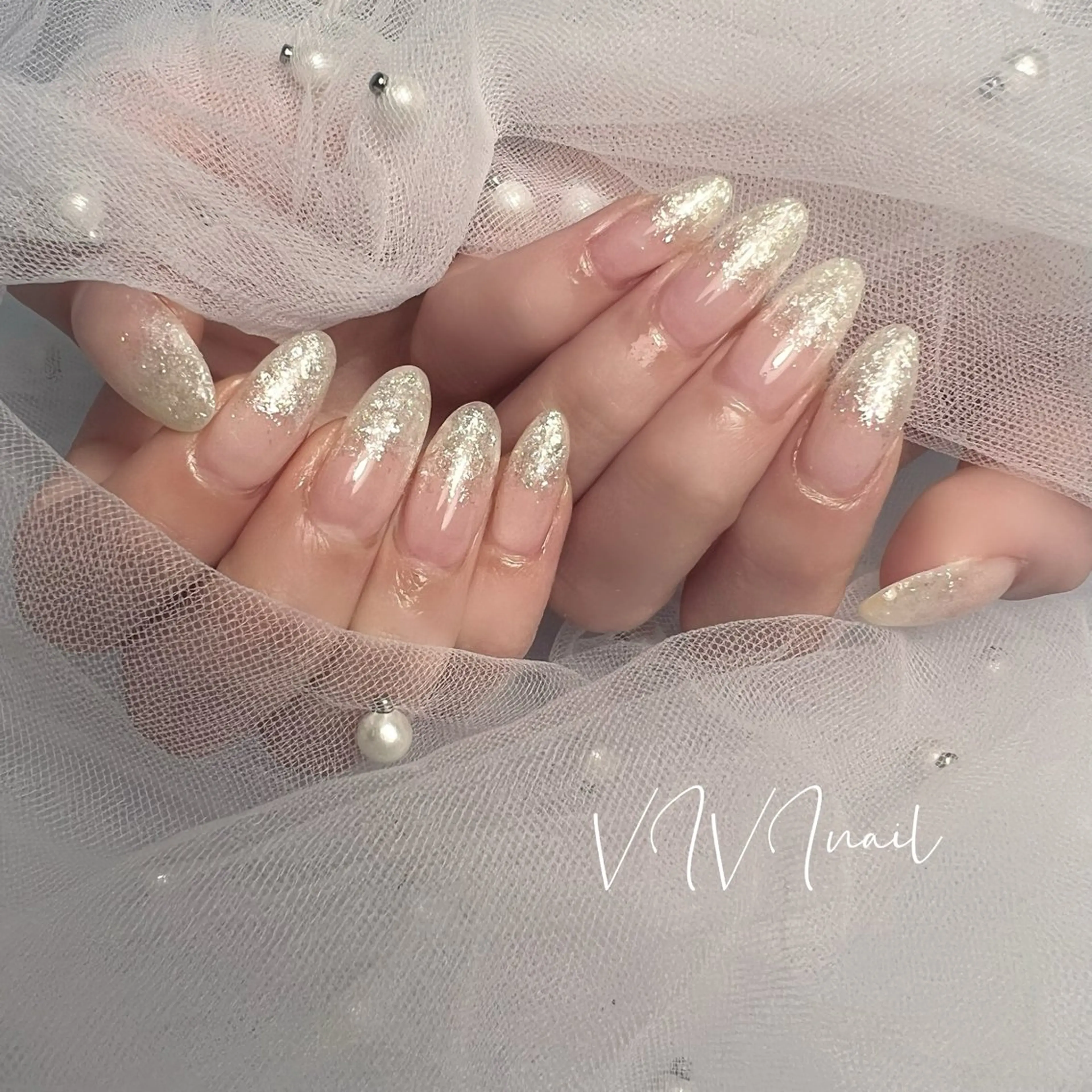 ネイル グラデーション ラメ(グリッター) ラメグラデーション ハンドネイル vivi nailのネイルデザイン