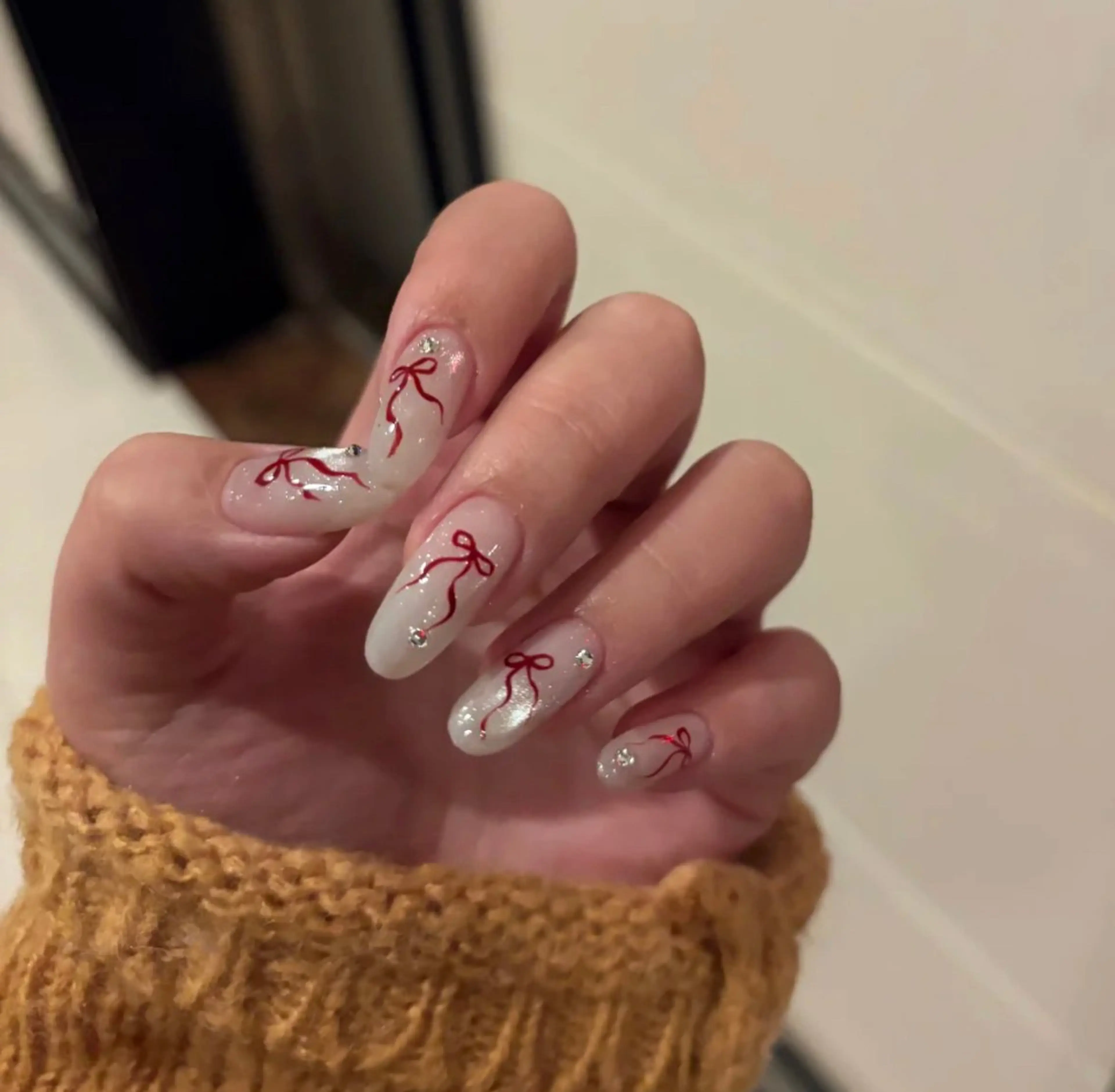 ネイル ハンドネイル ハンドケア 🍑 momo_nailのネイルデザイン