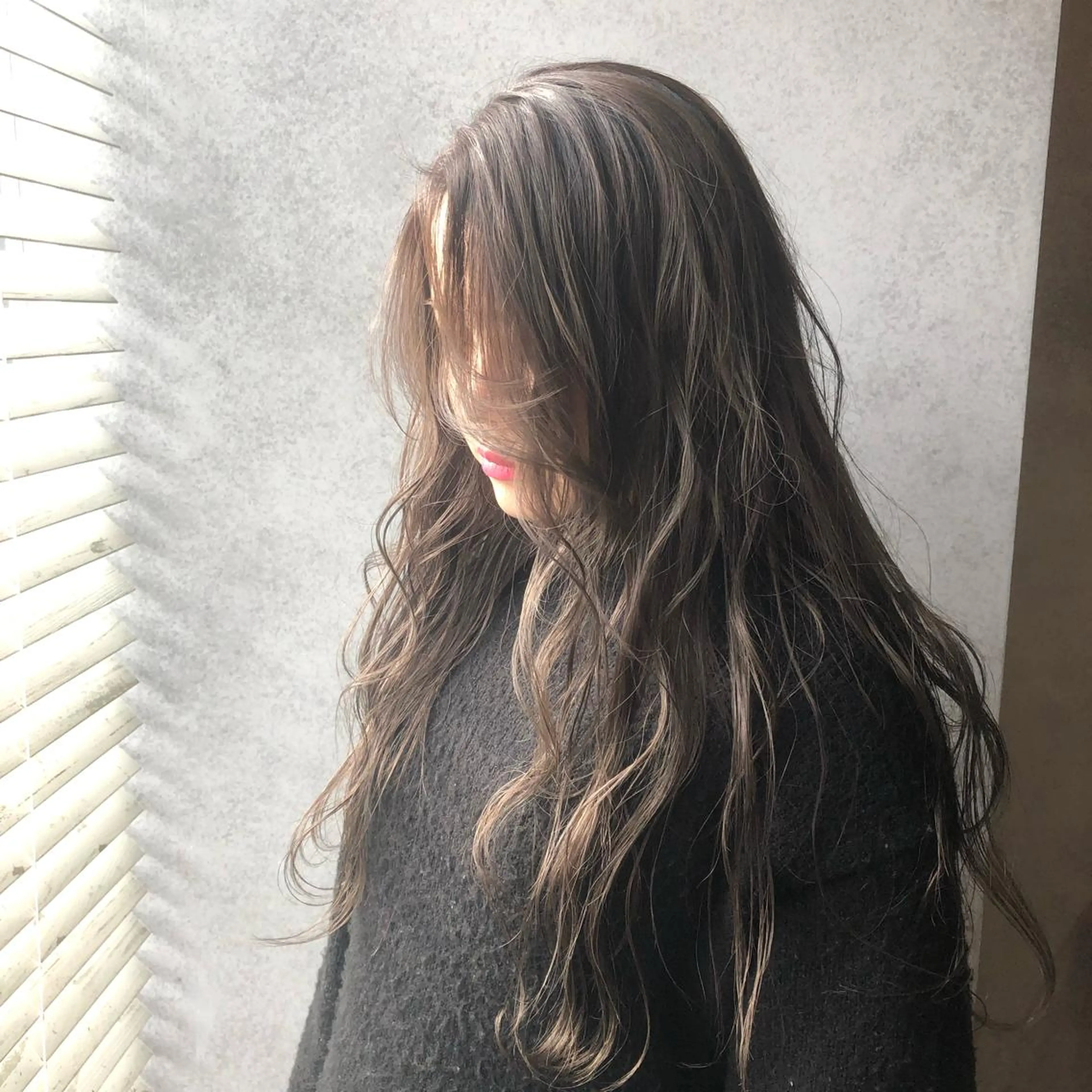 ロング カラー Minami🩵 新宿のヘアスタイル