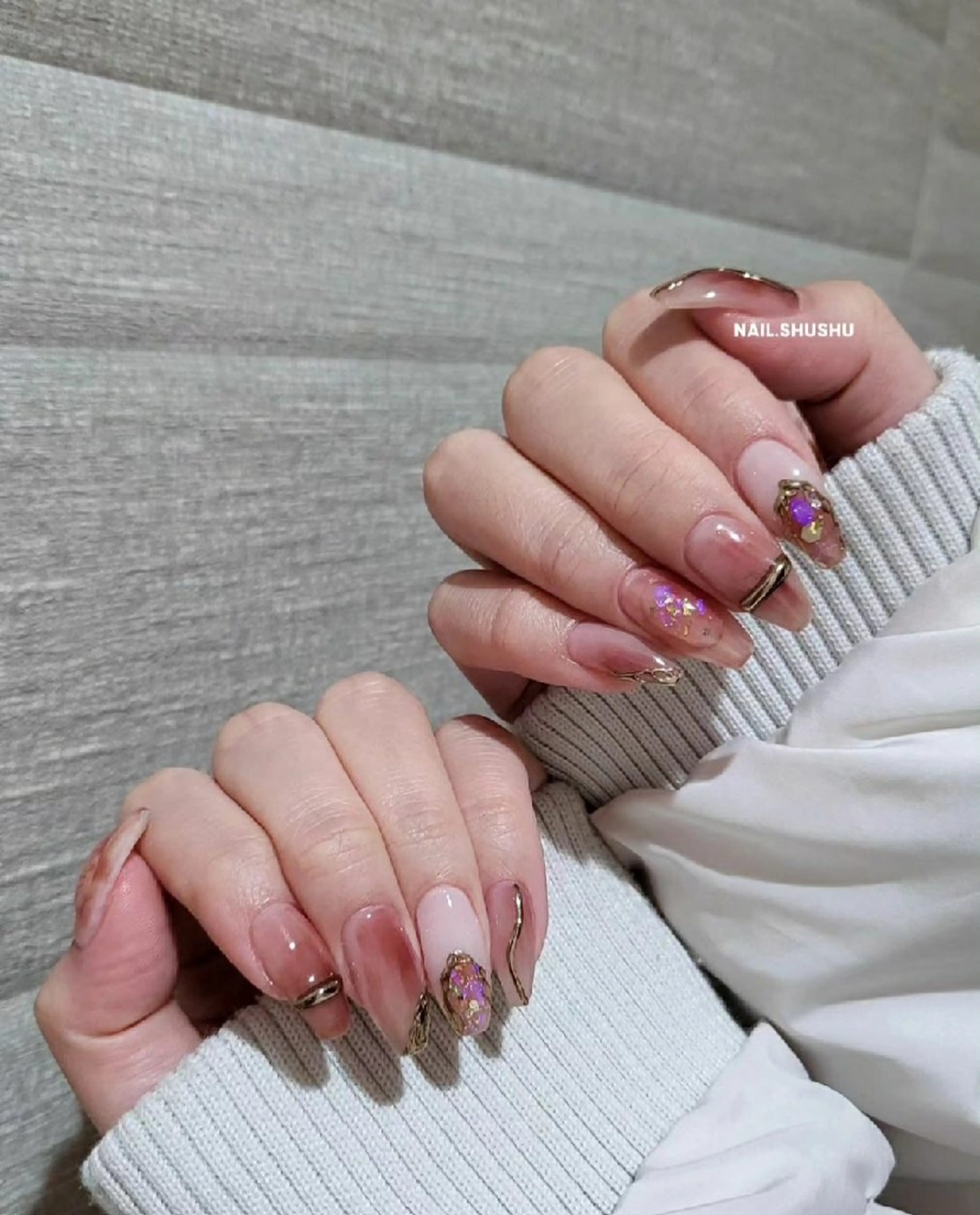 ネイル 持ち込み ニュアンスネイル ワンカラーネイル シンプルネイル 春ネイル ハンドネイル 3dパーツ/流行り 👧shushu❤️のネイルデザイン