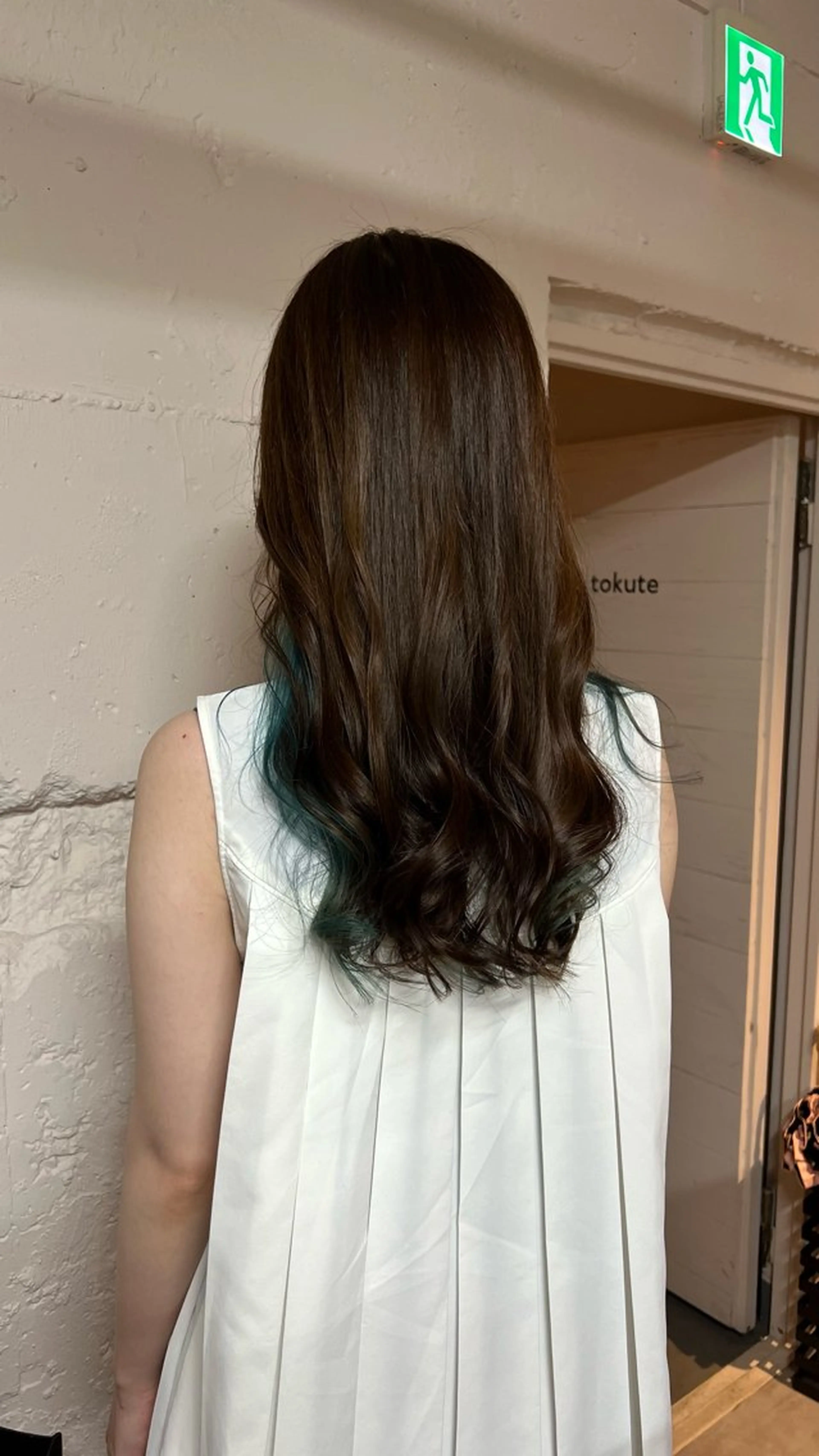 ロング カラー インナーカラー ヘアカラー トリートメント 🎀tokute ナオ🧸のヘアスタイル