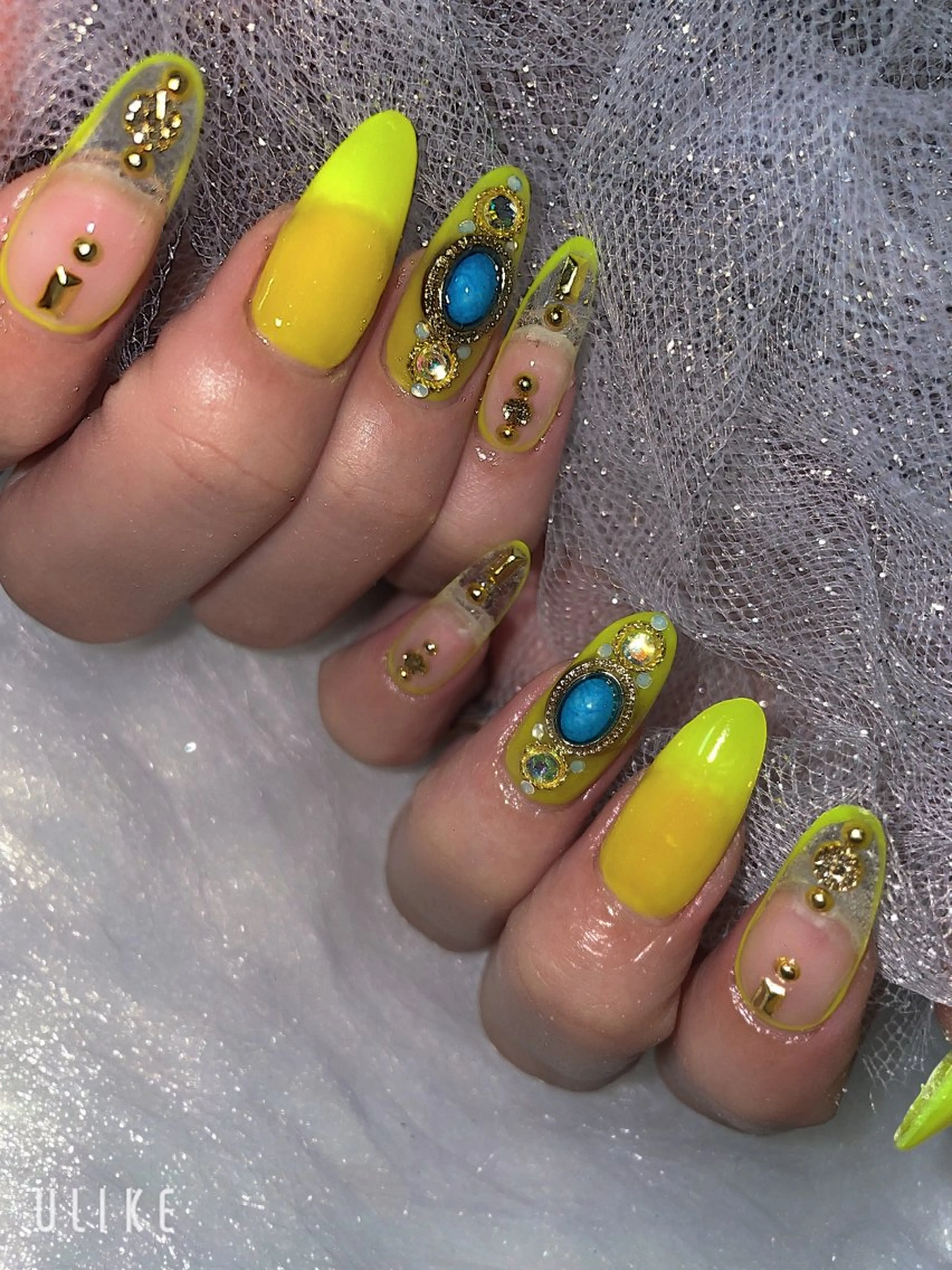 ネイル 高草木 桃香のネイルデザイン