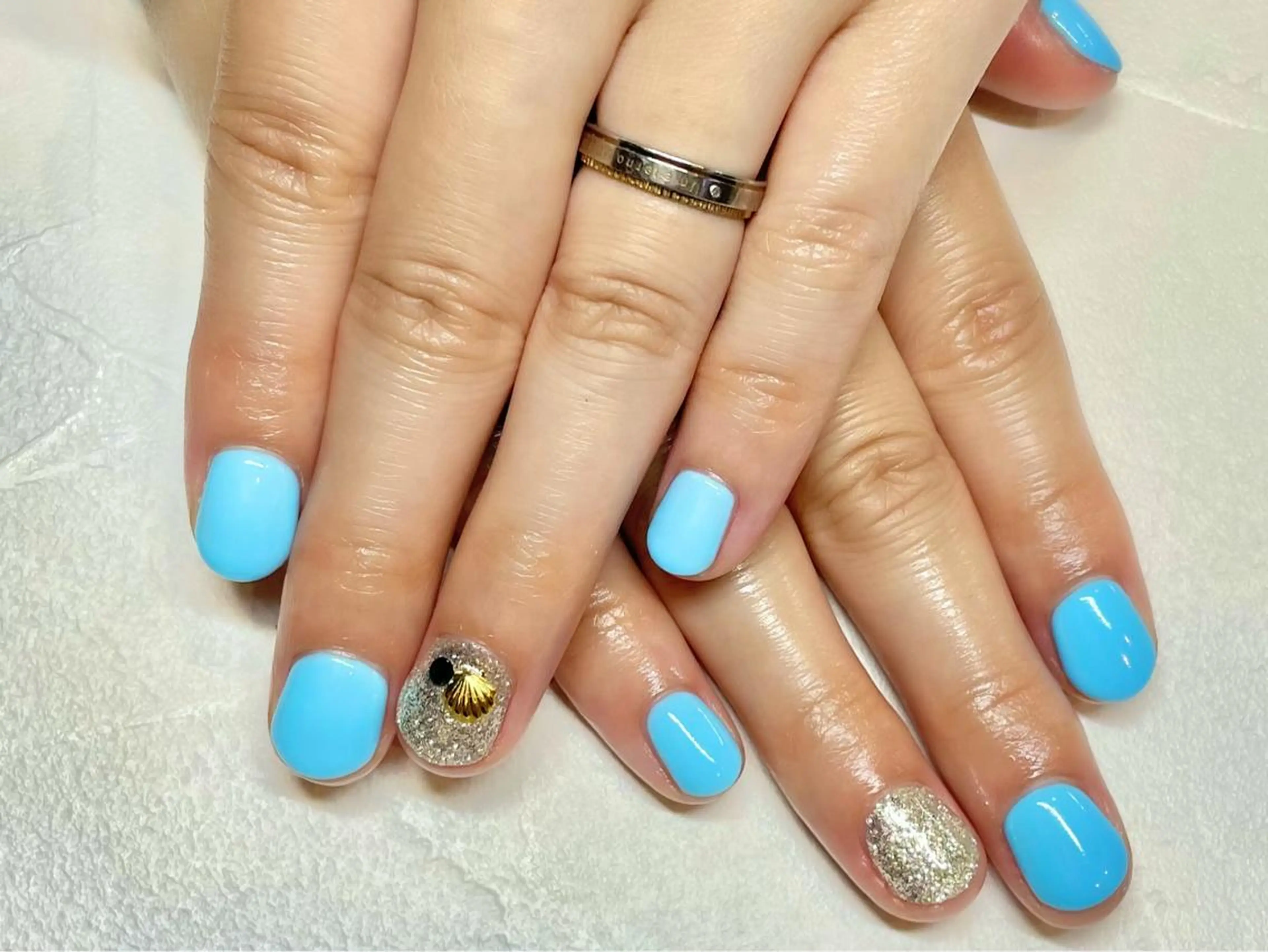 ネイル ワンカラーネイル ささき れいなのネイルデザイン