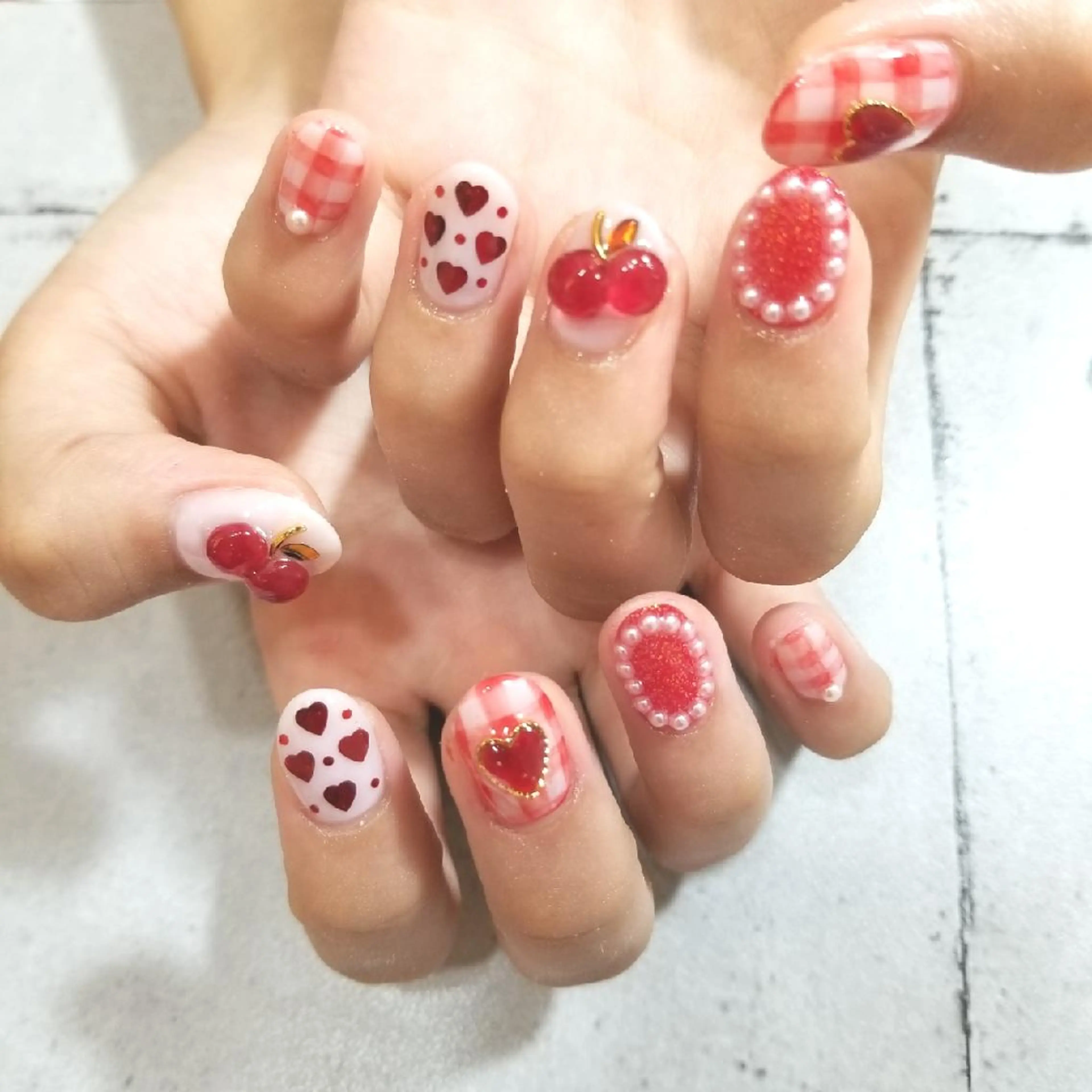 ネイル アートネイル nailatelier nijiiro.所属・nijiiro🌈 サトウのネイルデザイン