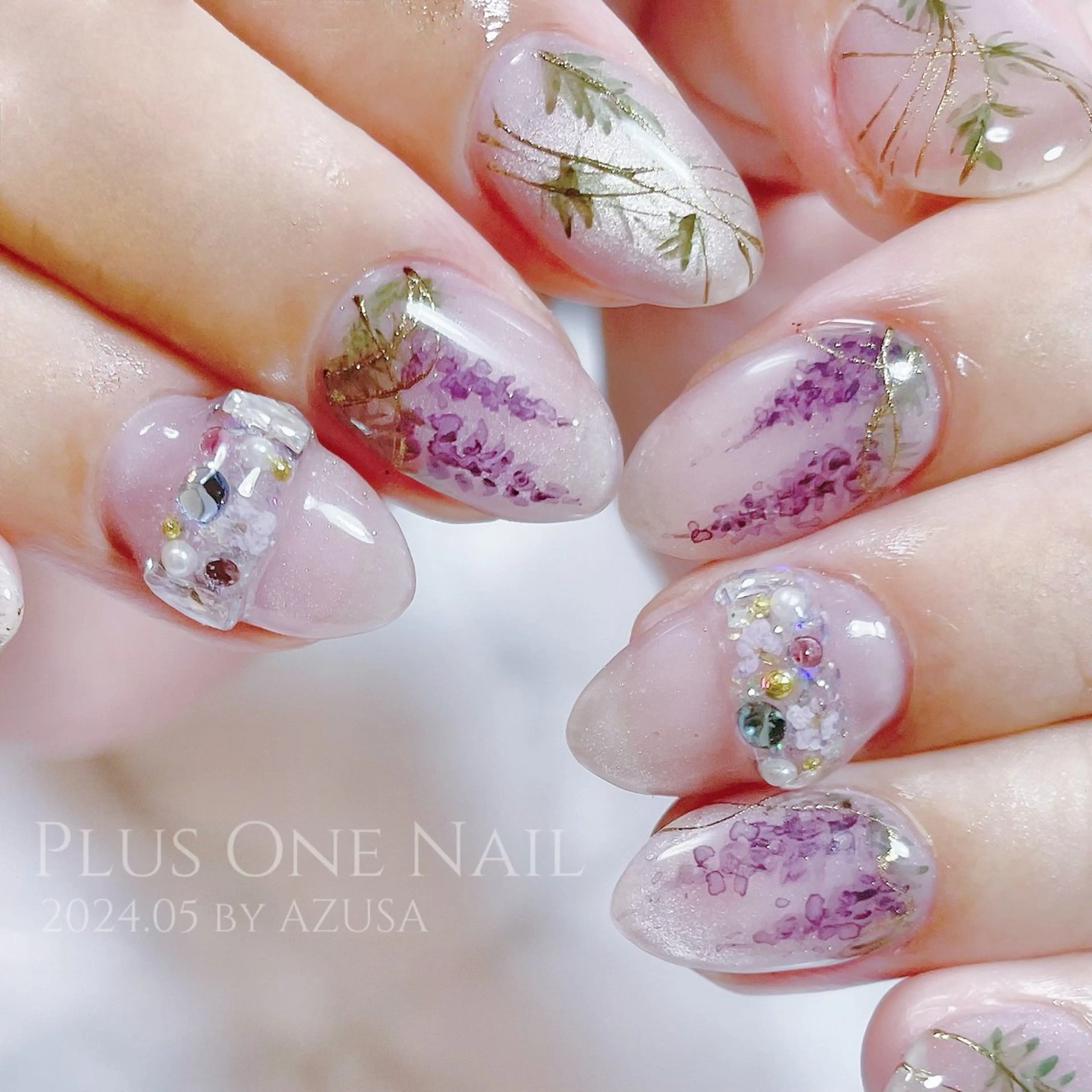 ネイル PLUS ONE    ネイルサロン所属・Plus  One _AZUSAのネイルデザイン