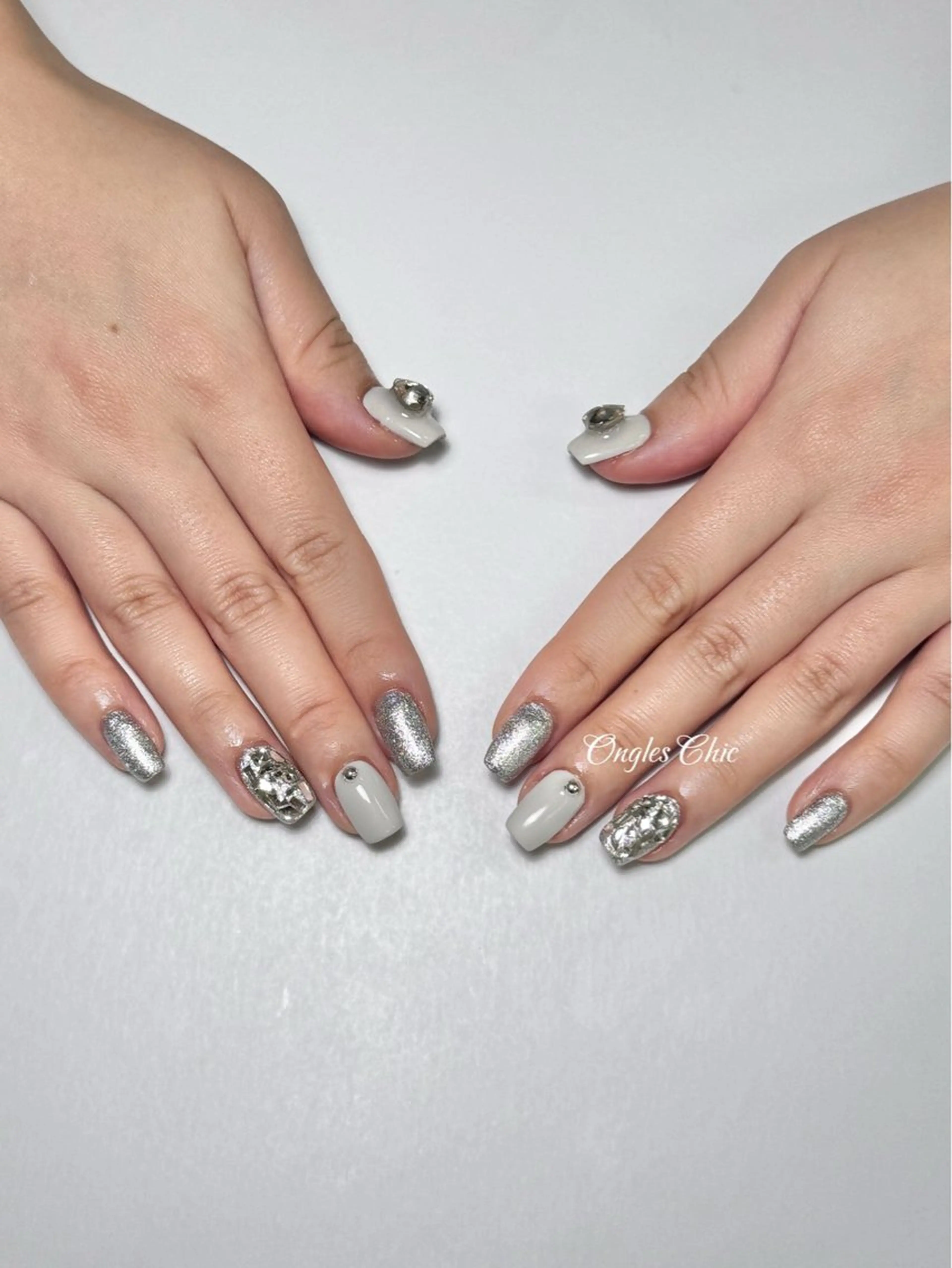 ネイル ハンドネイル ongles chic24時間営業のネイルデザイン