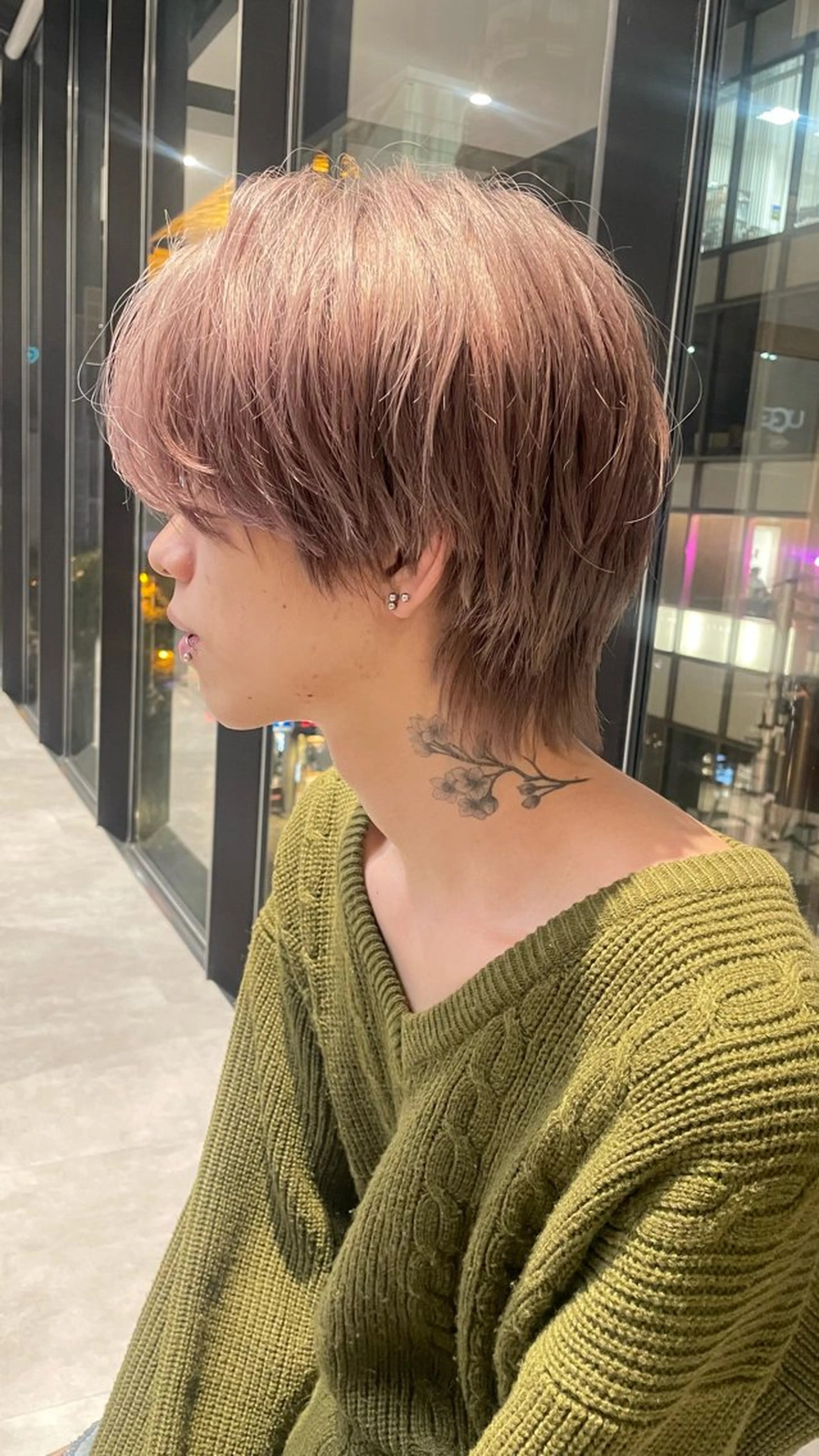 カラー メンズ カット ヘアカラー トリートメント EMANONシェアサロン心斎橋店所属・韓国メンズヘア　ミル クティボブ　足立佳代のヘアスタイル