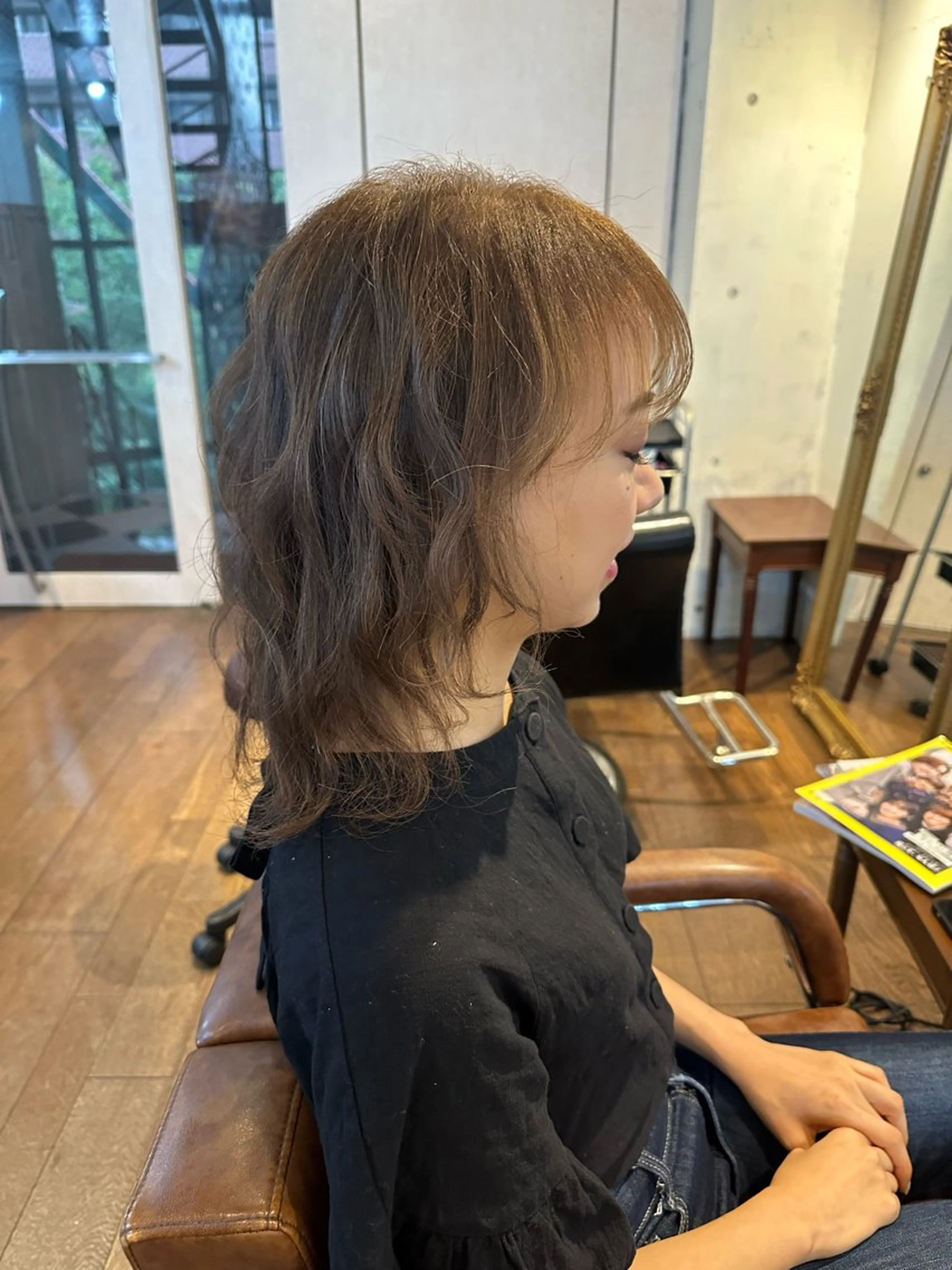 ミディアム カラー ヘアアレンジ ベージュカラー ブリーチ ミント ミントベージュ ブリーチなしカラー corona hairdesign KAZUE MAEDA所属・マエダ　カズエ🫶 coronahairのヘアスタイル