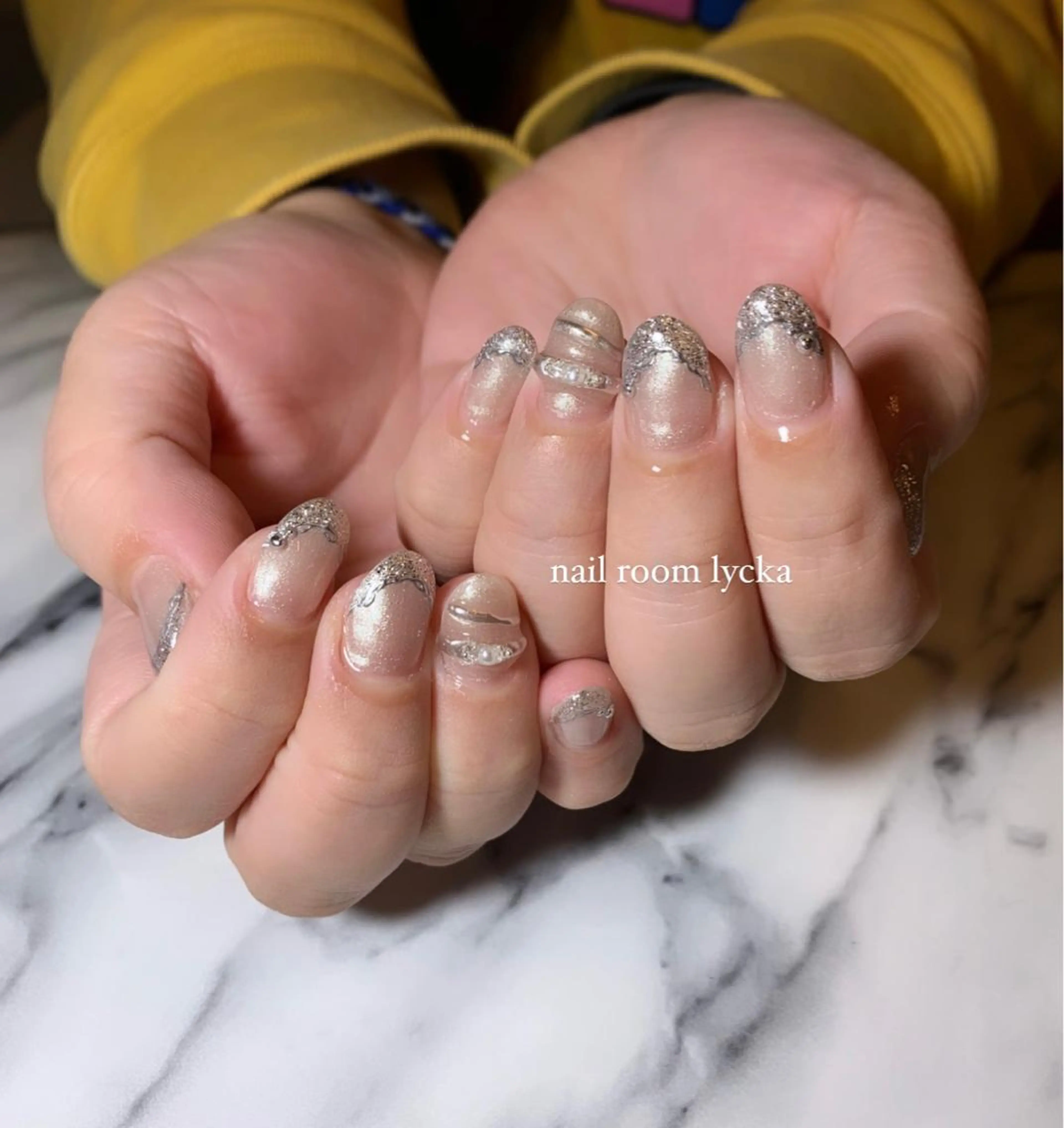 ネイル ﾈｲﾙﾙｰﾑﾘｯｶ 𝐦𝐚𝐲𝐮のネイルデザイン