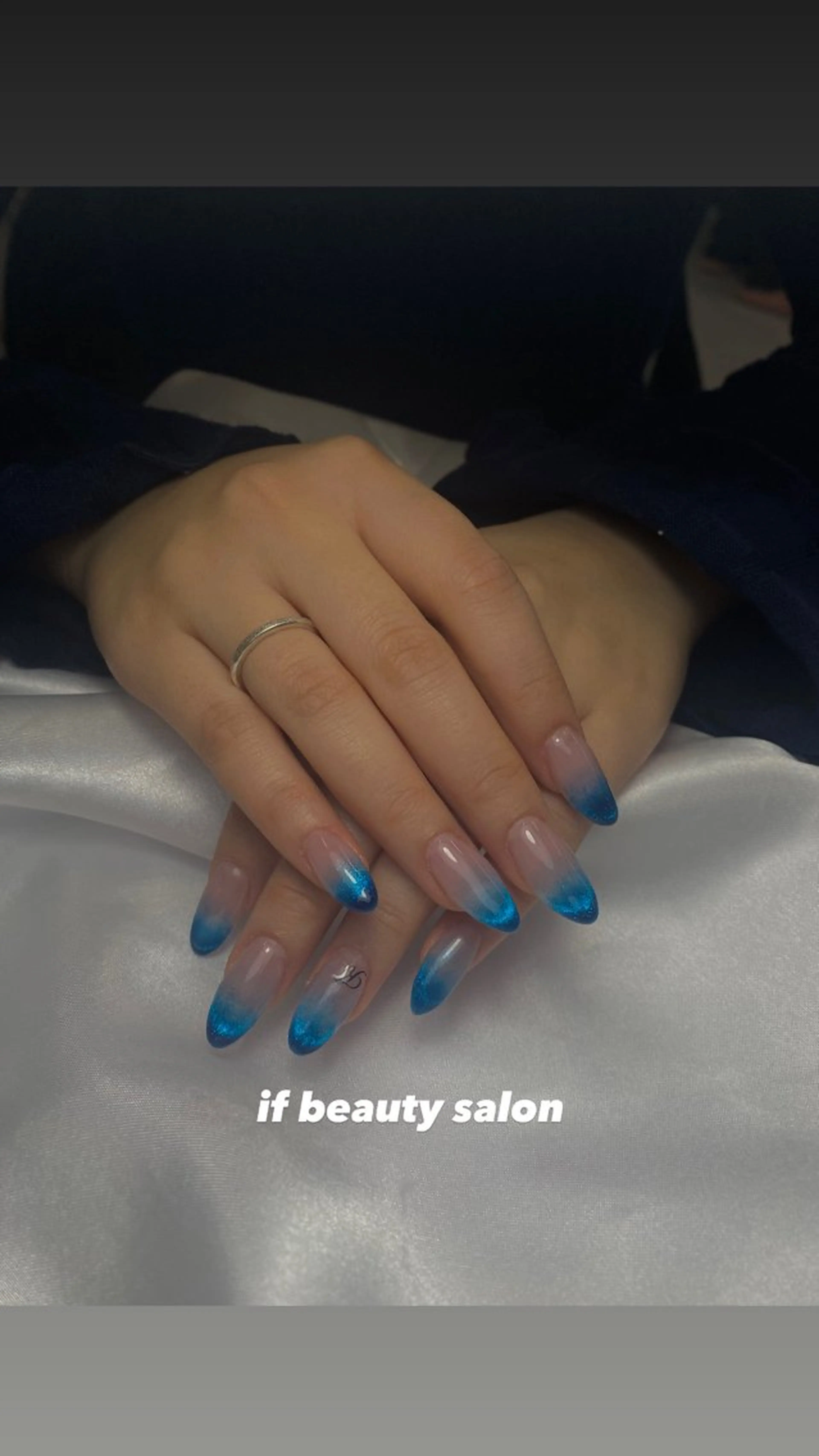 ネイル マグネットネイル イフビューティ Yuimiのネイルデザイン