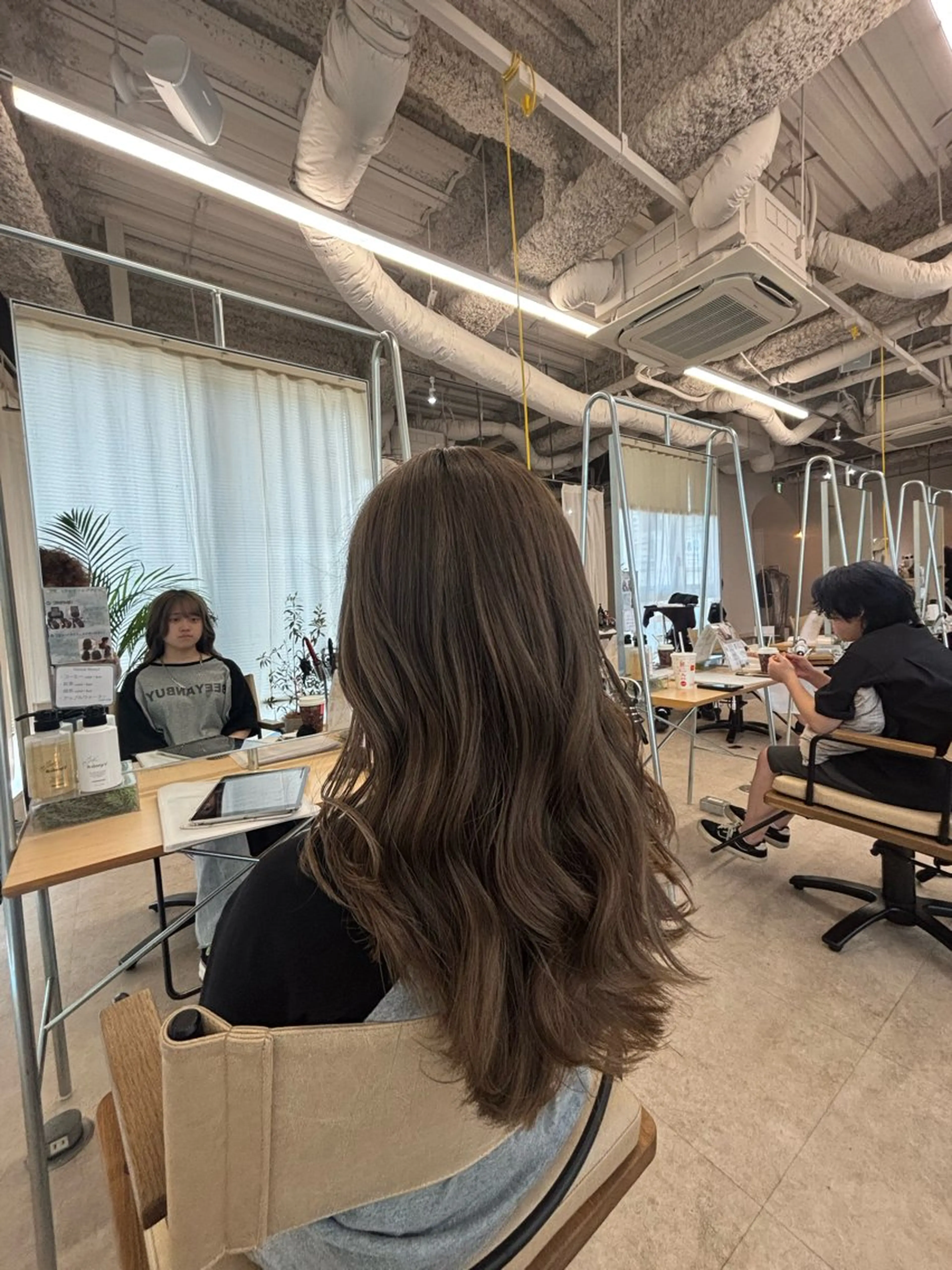 ミディアム ヘアカラー トリートメント Flulu by avance cross所属・段野吾颯 ／ベージュカラーのヘアスタイル