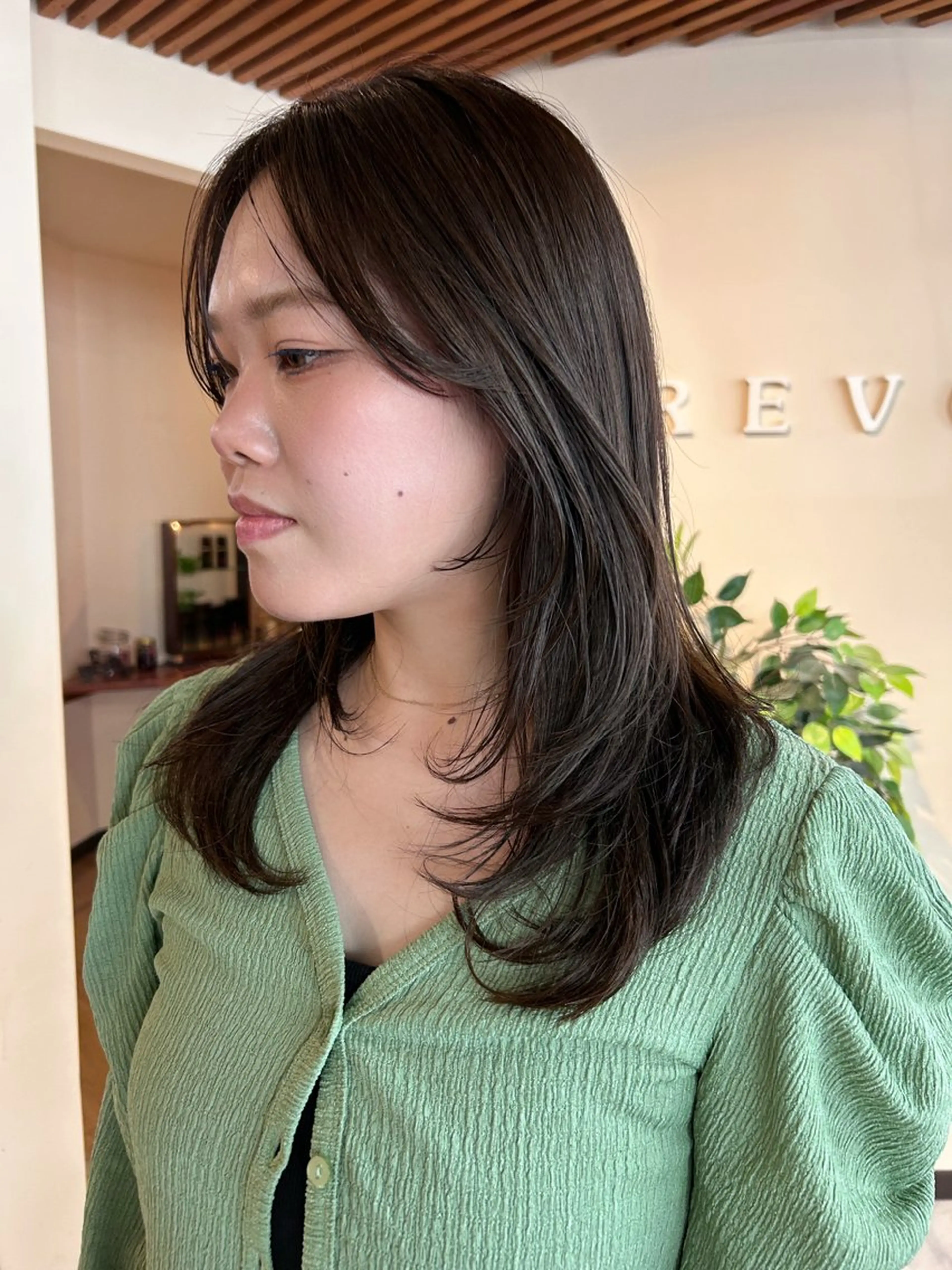 セミロング カット ヘアカラー トリートメント 透明感/レイヤー/ 武士るな🌿‬のヘアスタイル