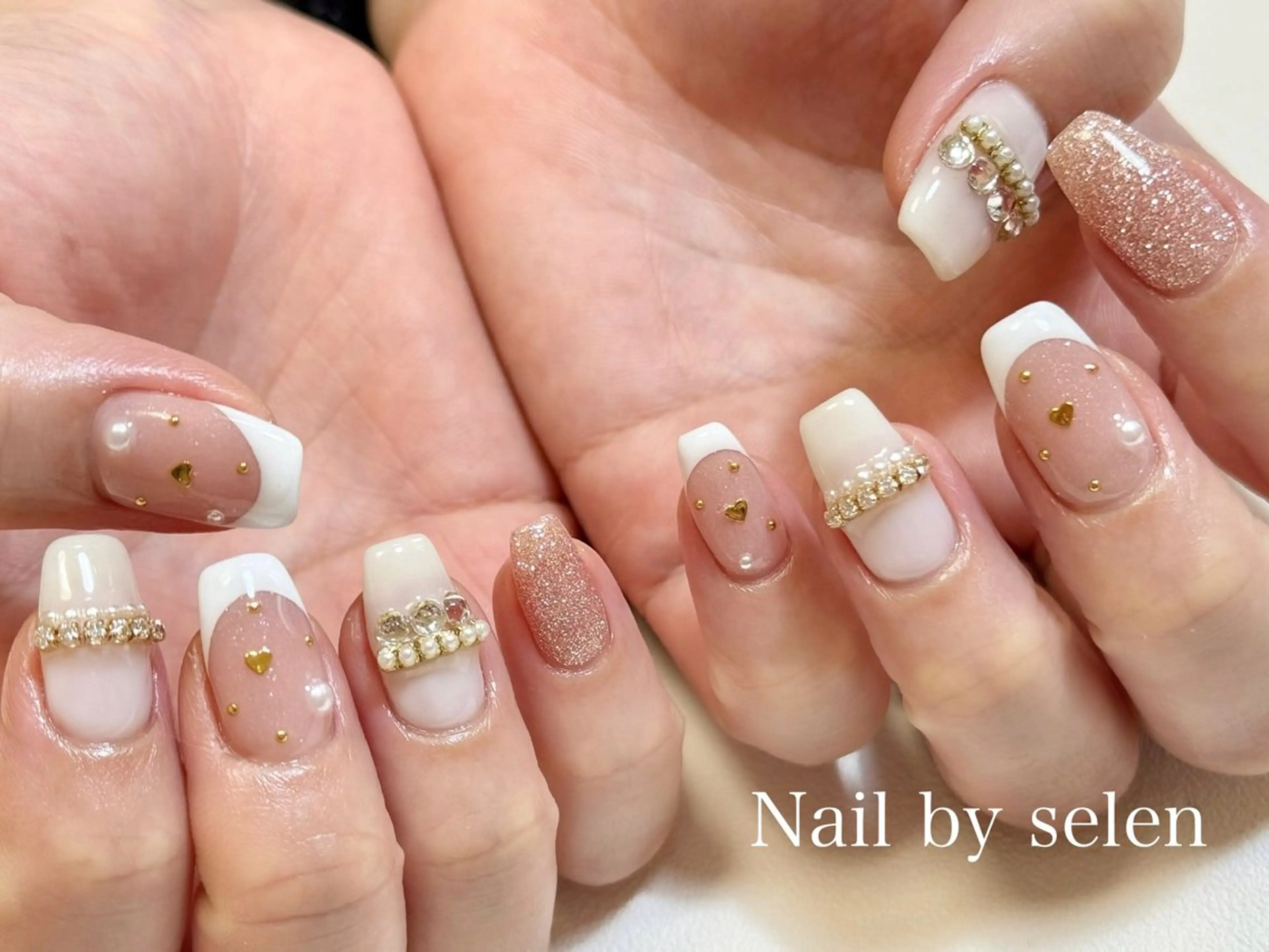 ネイル アートネイル ジェルネイル グラデーション マグネットネイル ミラーネイル ハンドネイル Nail by selen所属・Nail by selenのネイルデザイン
