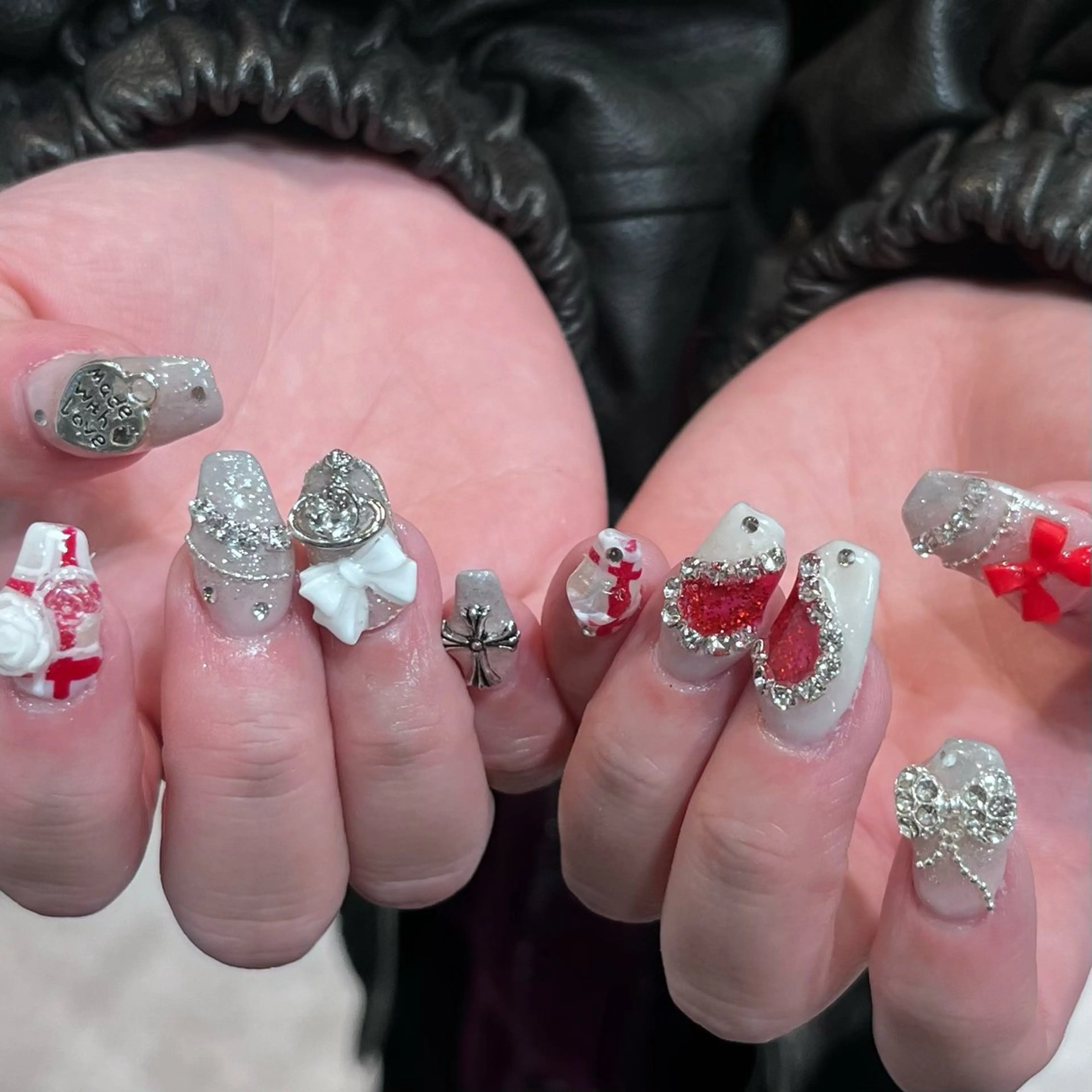 ネイル ハンドネイル 🩶レイナ🩶 color/nailのヘアスタイル