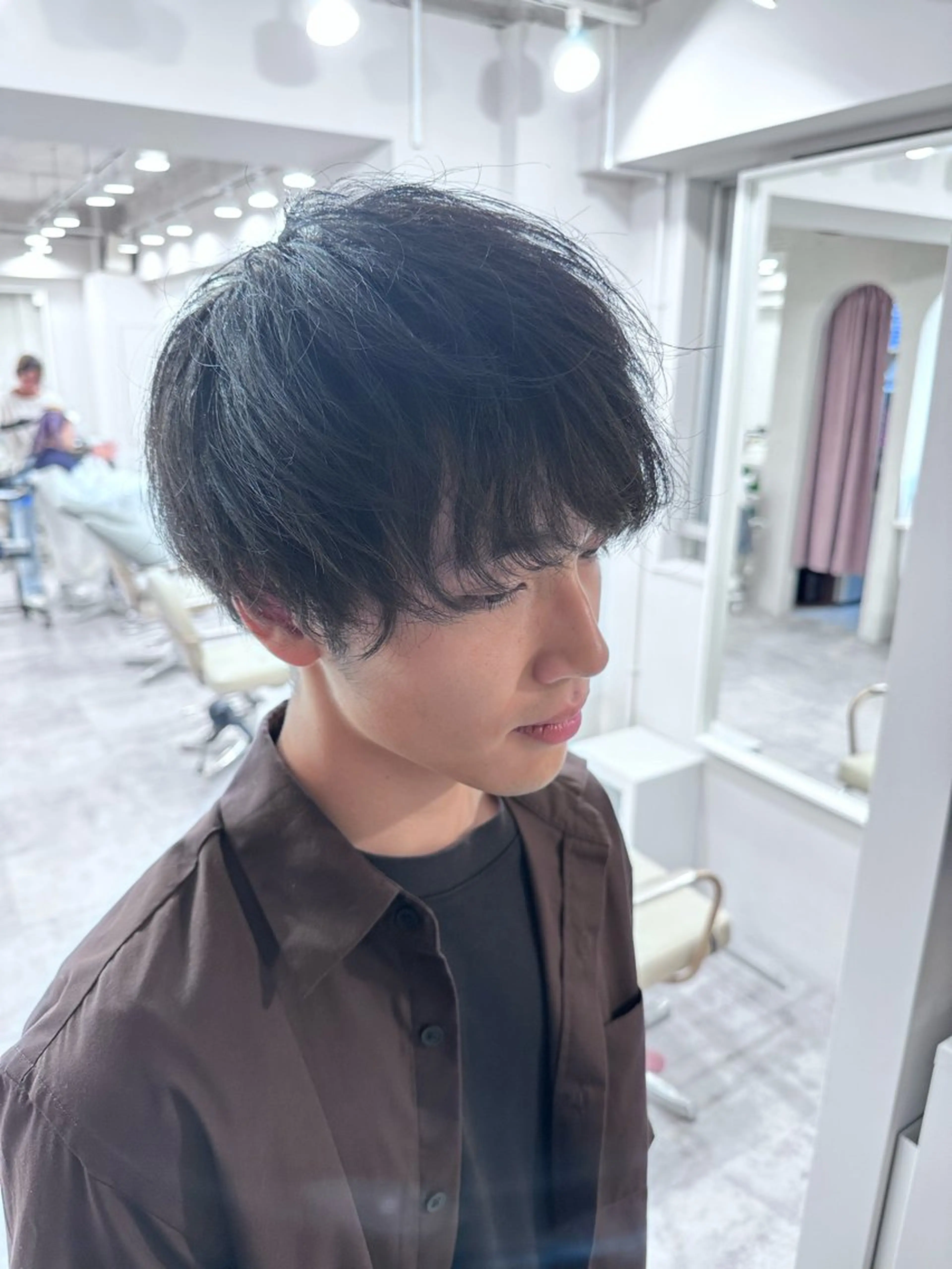 ショート ボブ、レイヤー、 ハイトーン、古淵のヘアスタイル