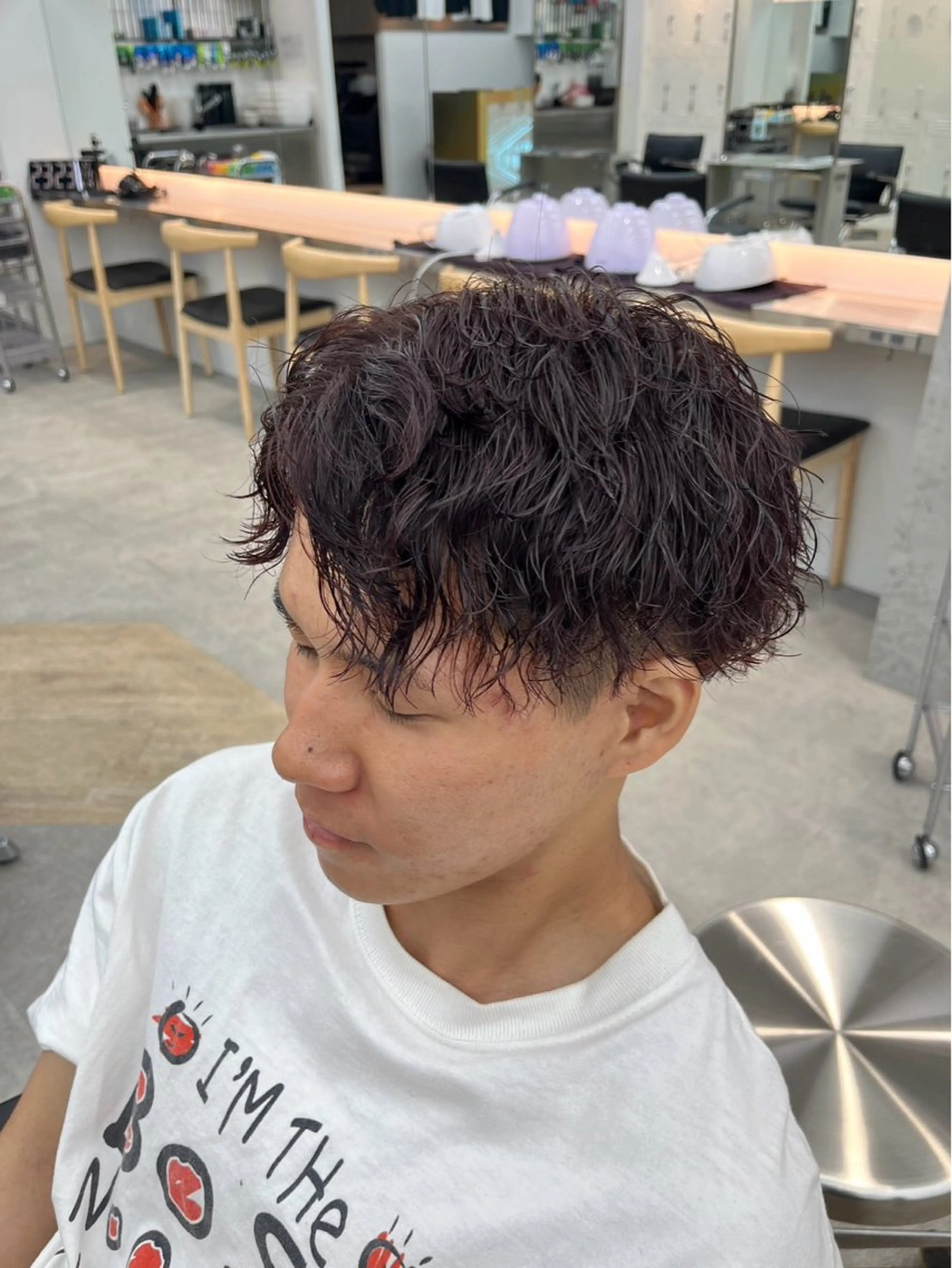 ショート カラー パーマ メンズ キッズ メンズパーマ ツイストスパイラルパーマ スパイラルパーマ 栄💗メンズパーマ｜ ハイトーン｜haruのヘアスタイル