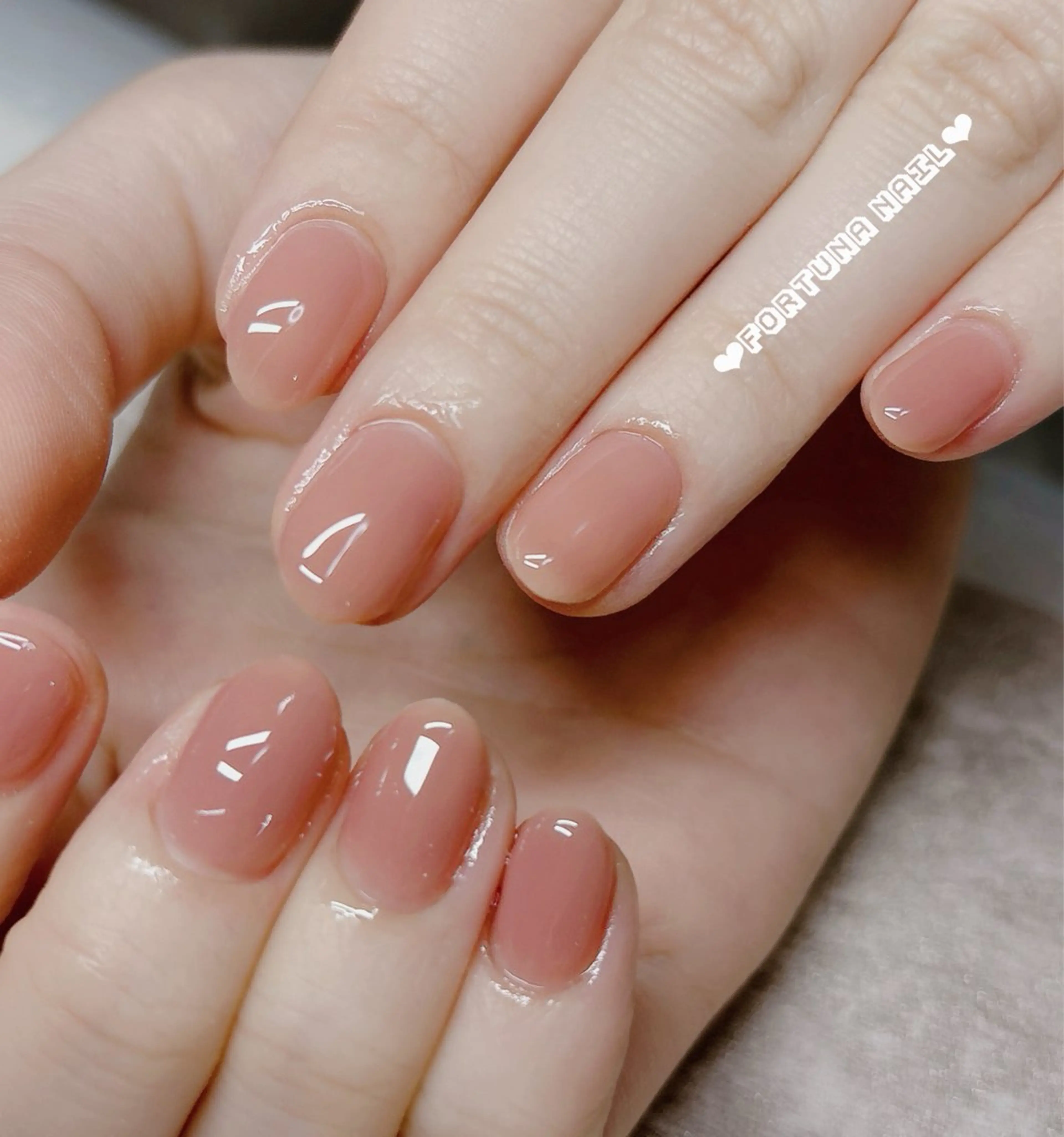 ネイル ハンドネイル Nail •Head スパFortunaのネイルデザイン