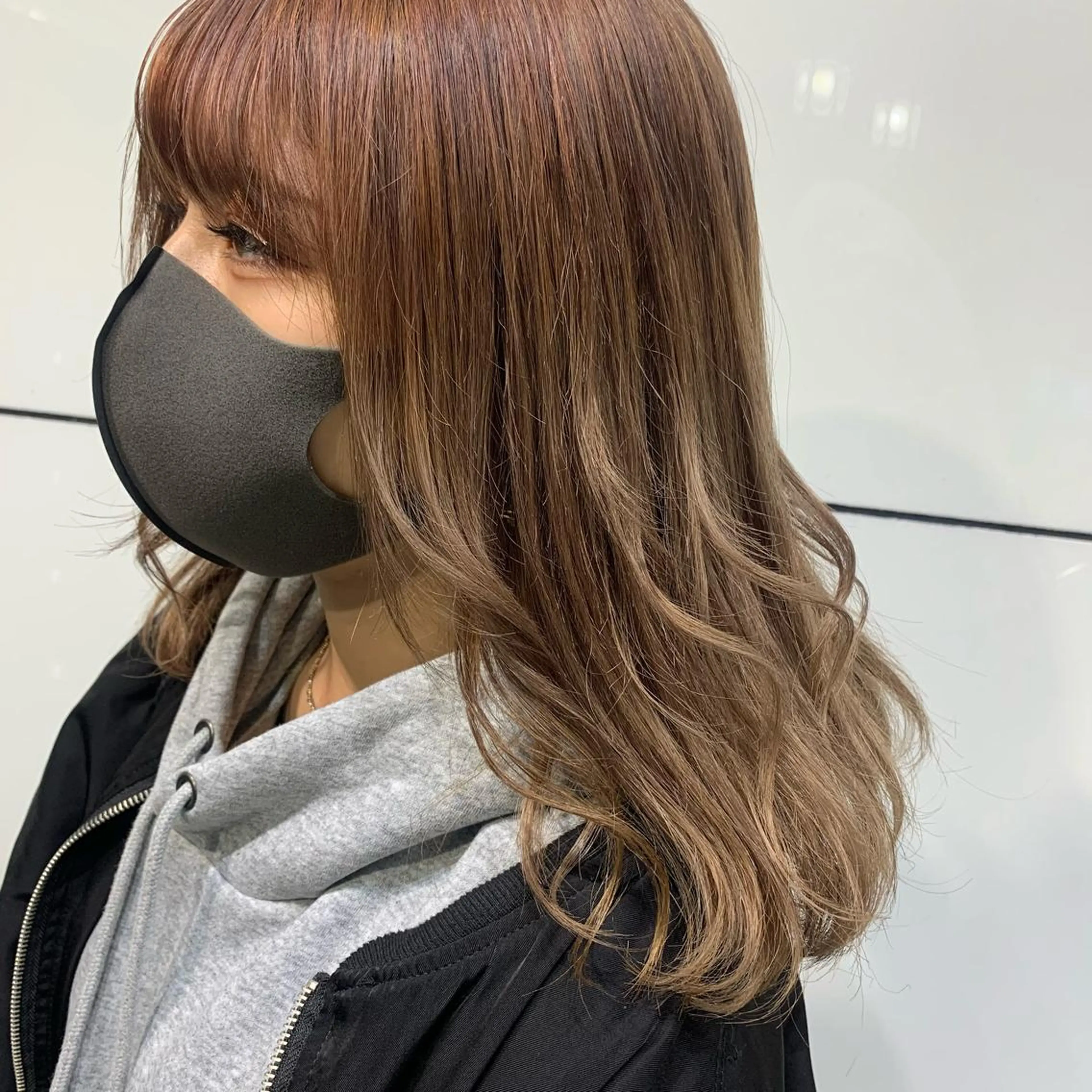 セミロング カラー ベージュカラー ダブルカラー ヘアカラー トリートメント 韓国ヘア🦋 MIYUのヘアスタイル