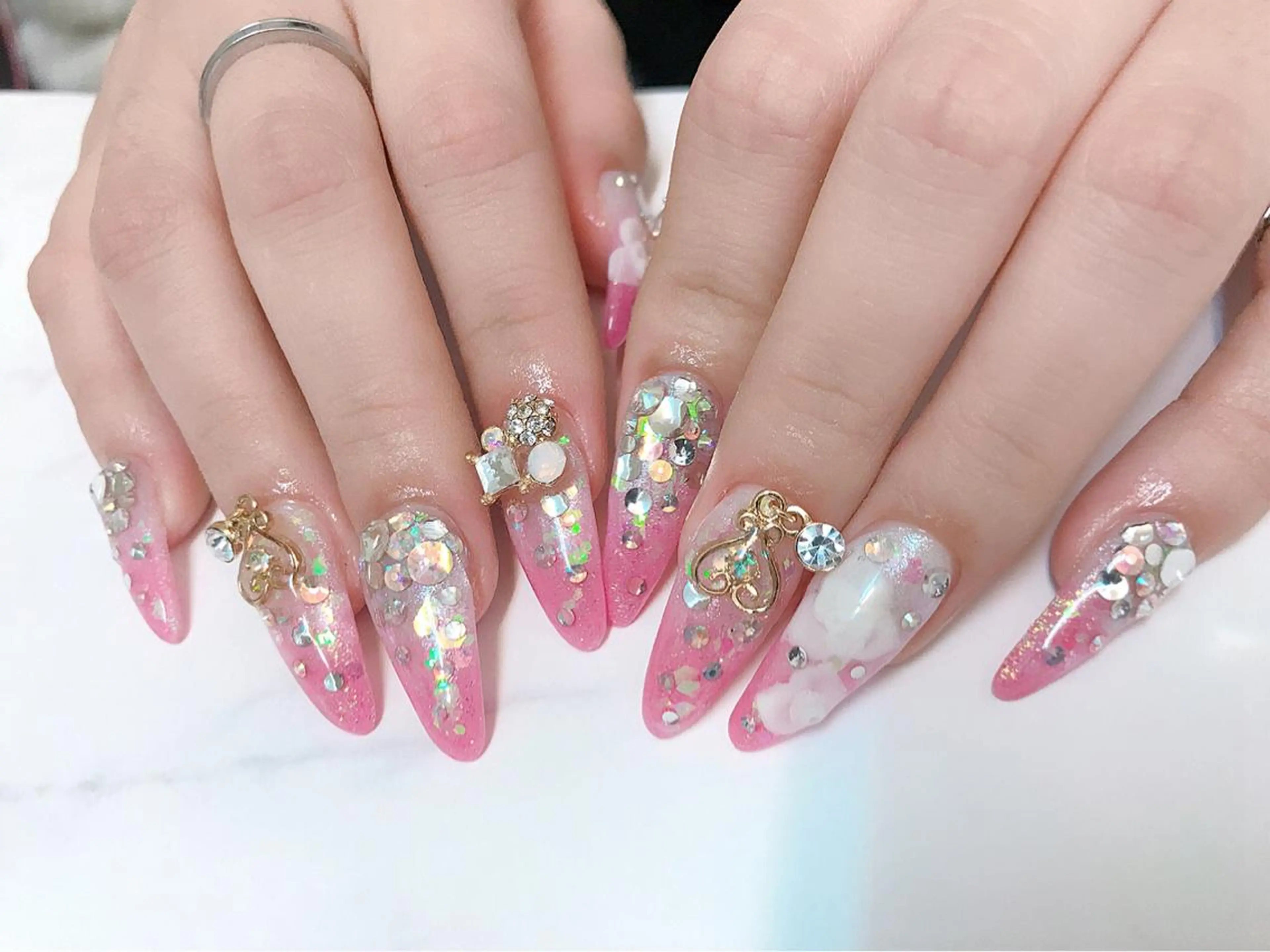 ネイル ハンドネイル yumnail (ネイル&脱毛)のエステ・リラクイメージ